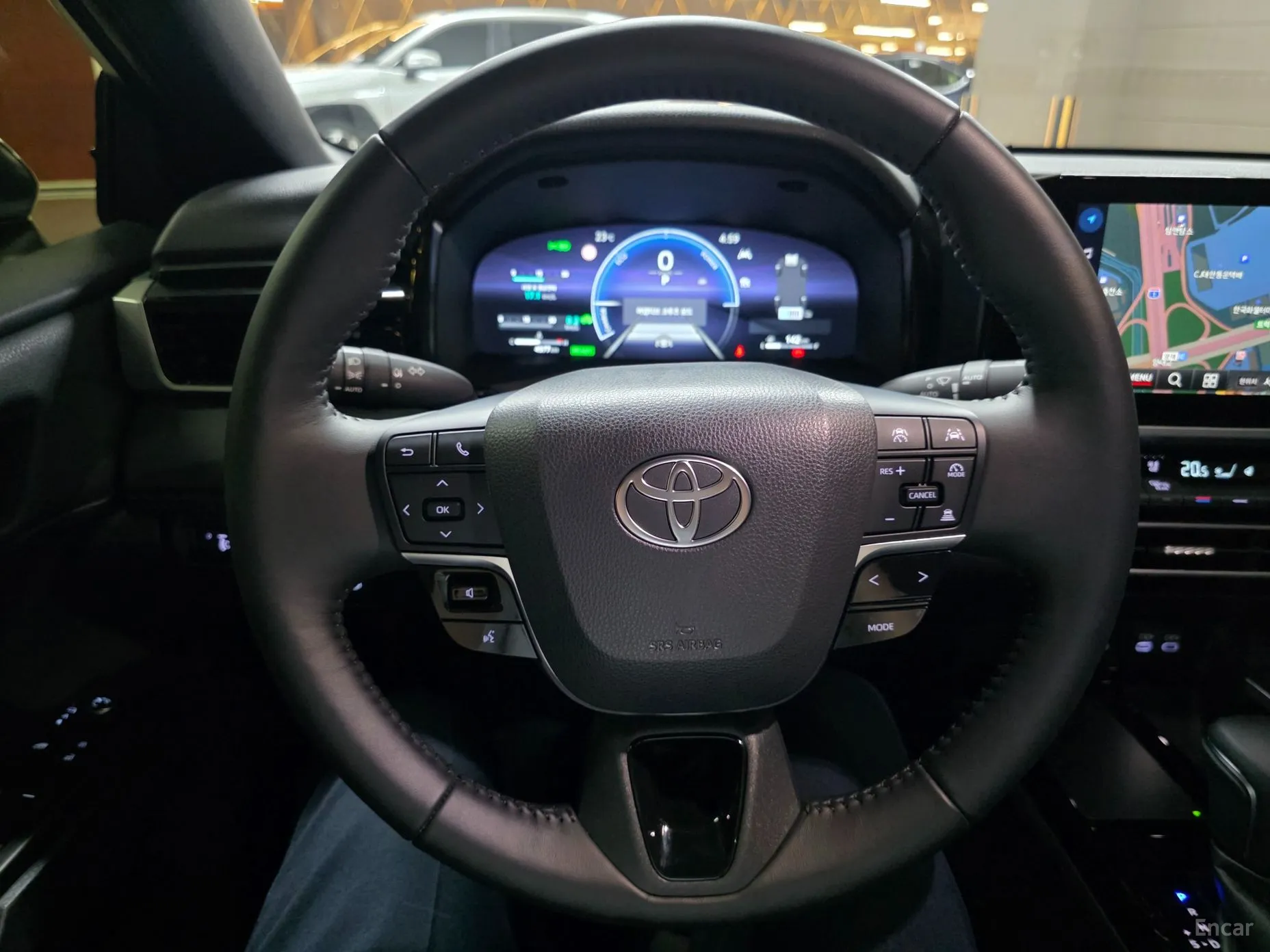 Toyota Camry (XV80) превью 12