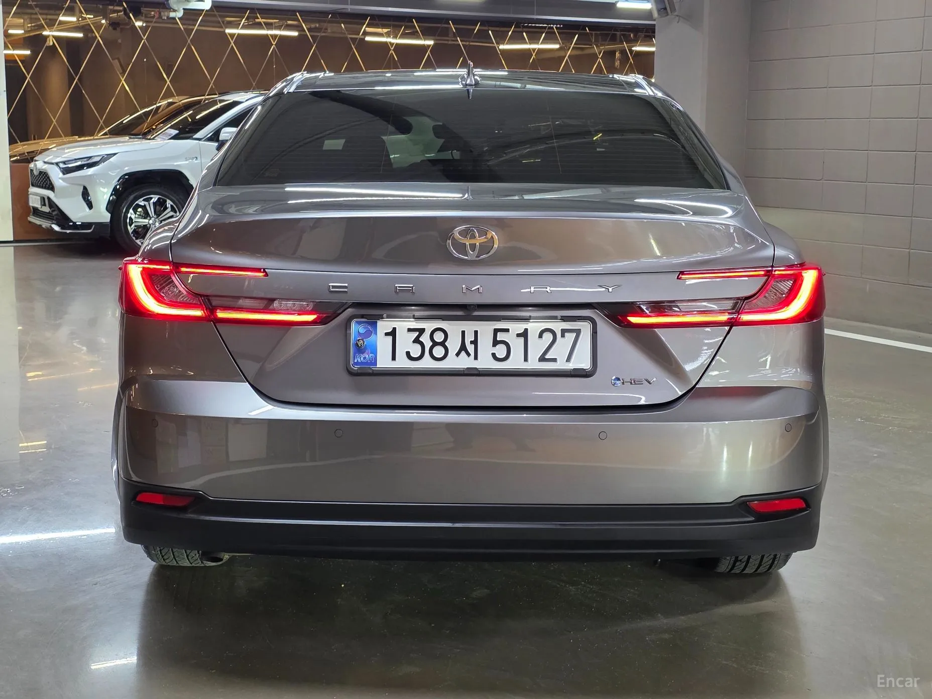 Toyota Camry (XV80) превью 4