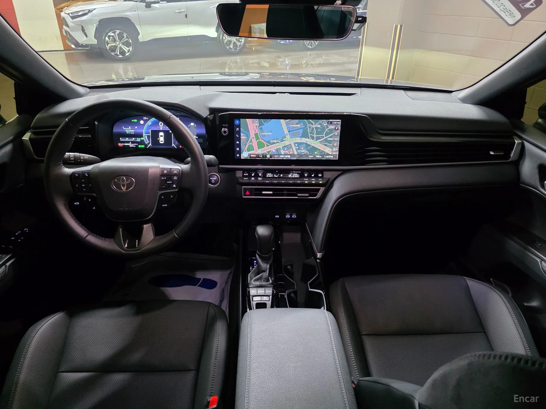 Toyota Camry (XV80) превью 7