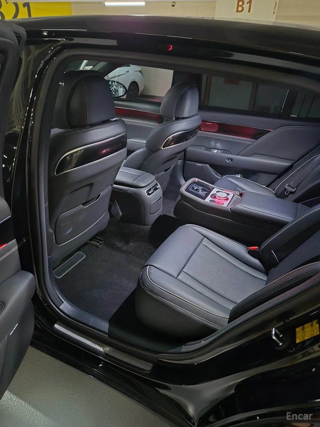 Genesis G90 (RS4) превью 13