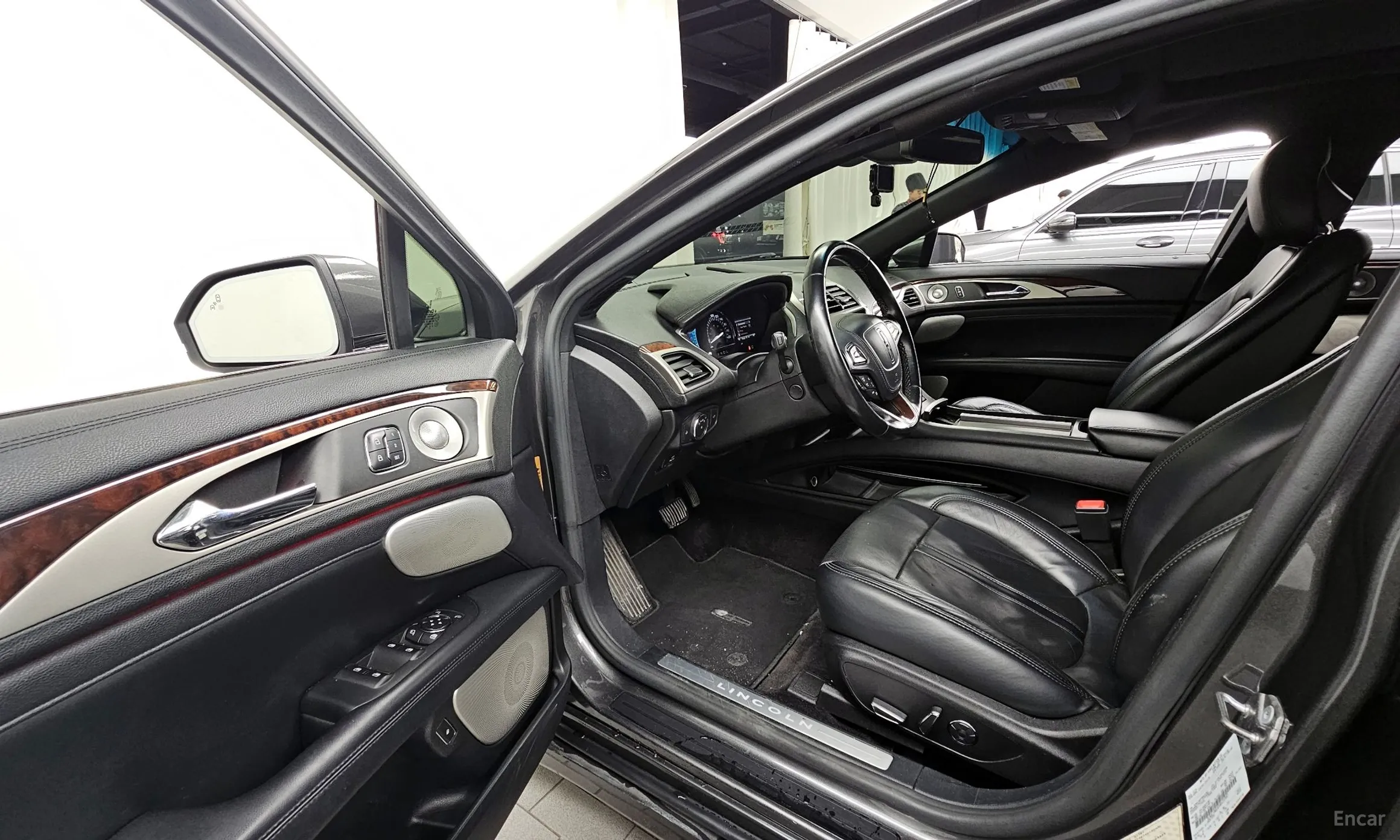 Lincoln New MKZ превью 10