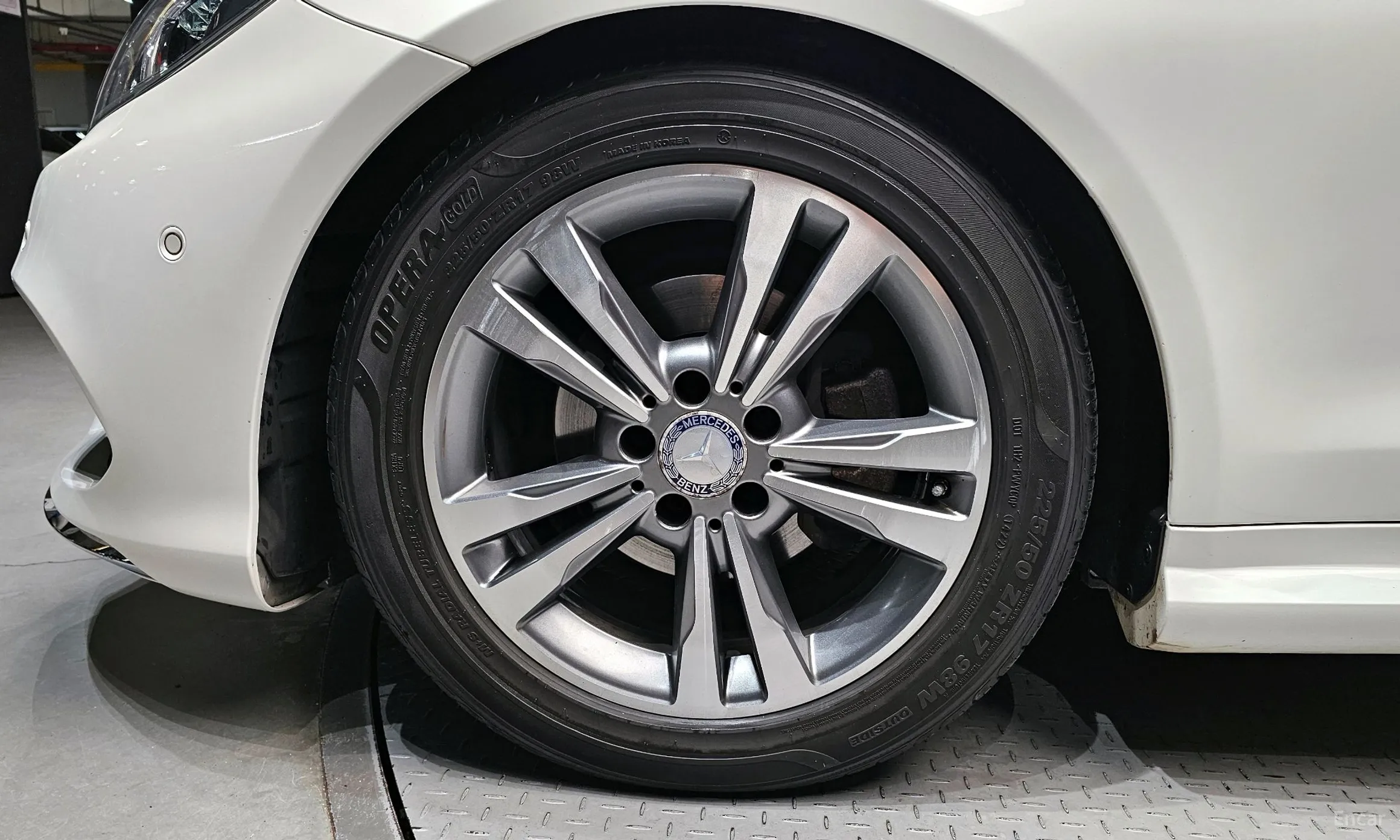 Mercedes Benz E-Class W212 превью 5