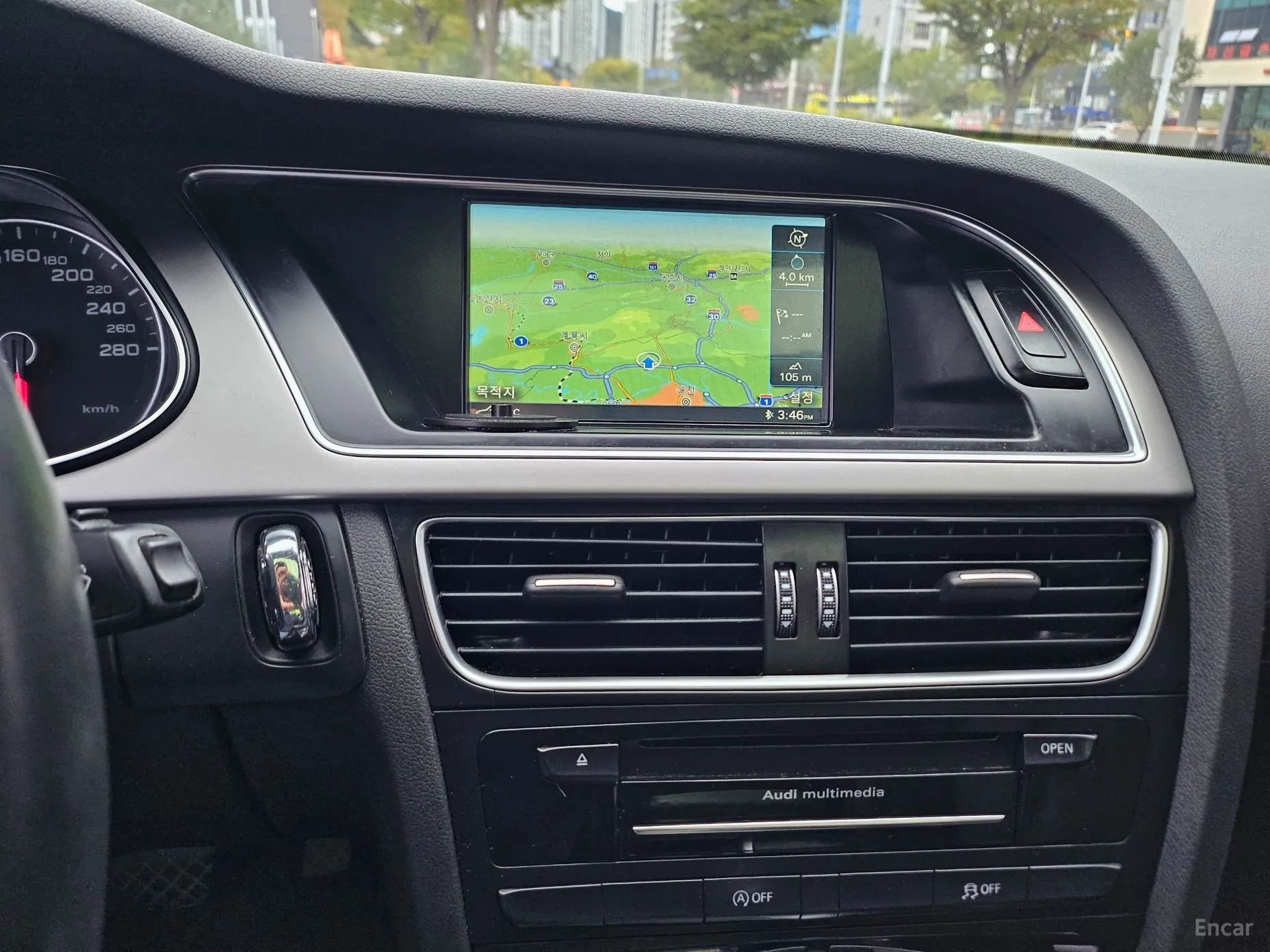Audi New A4 превью 16