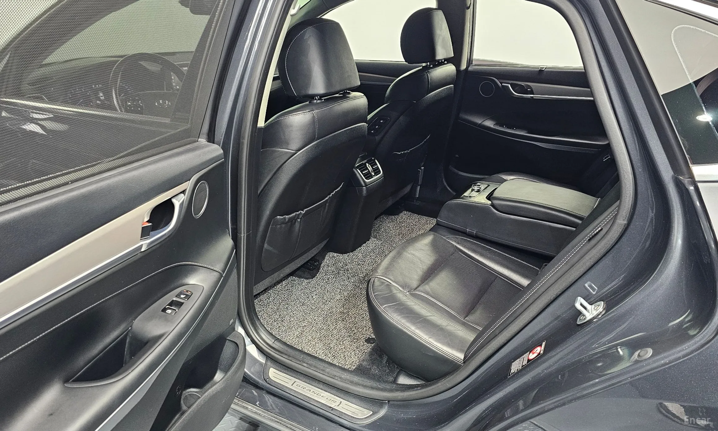 Hyundai Grandeur IG превью 11