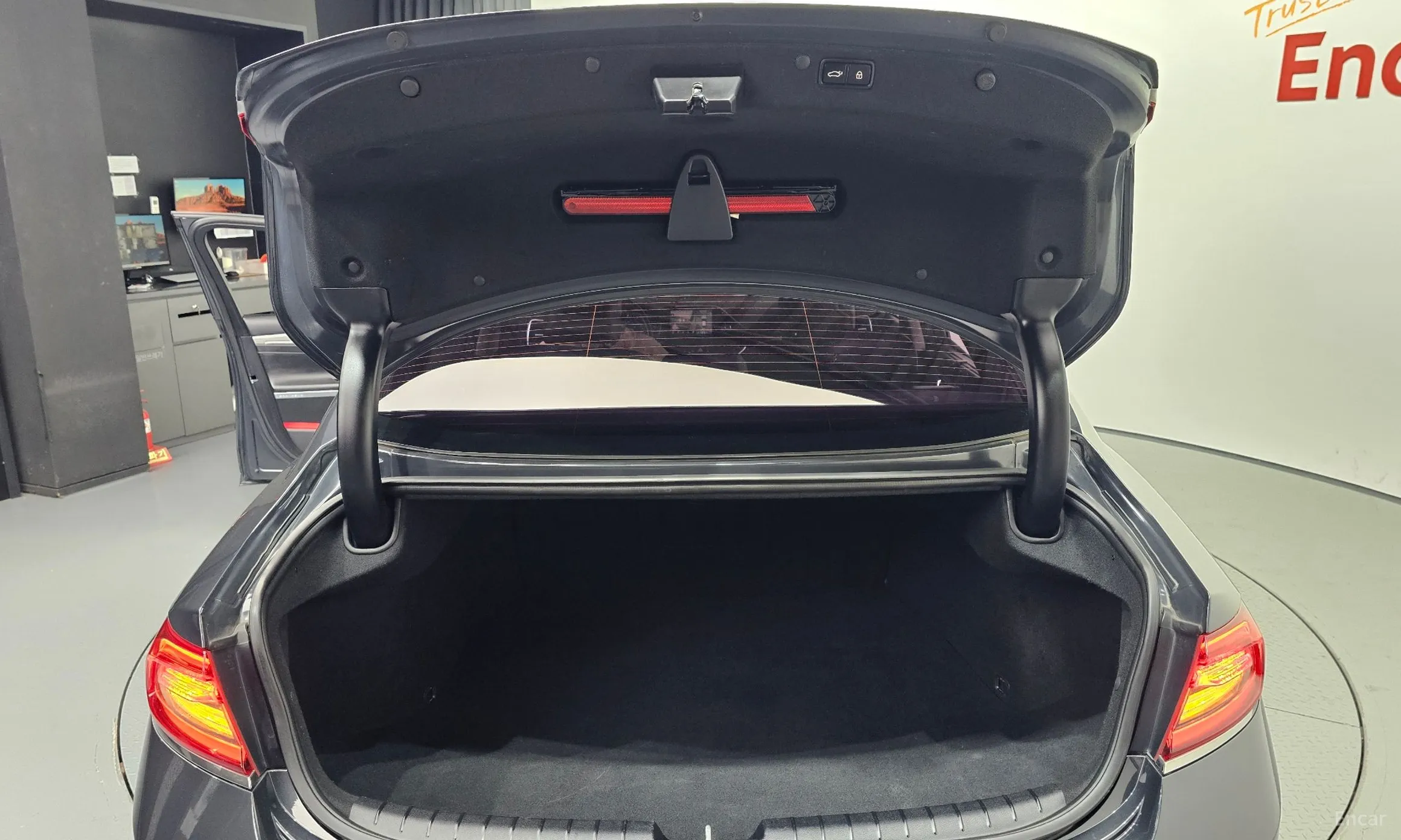 Hyundai Grandeur IG превью 20