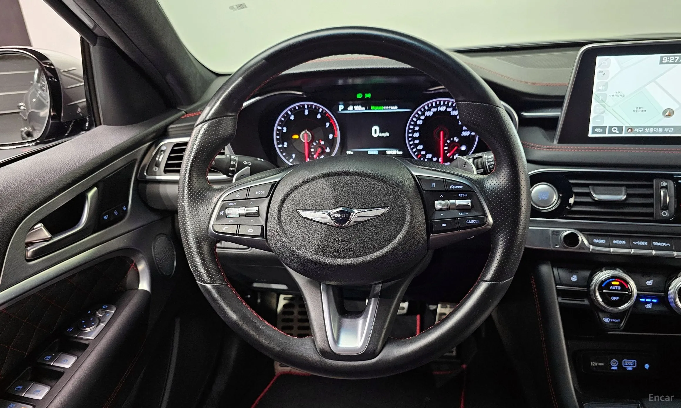 Genesis G70 превью 13