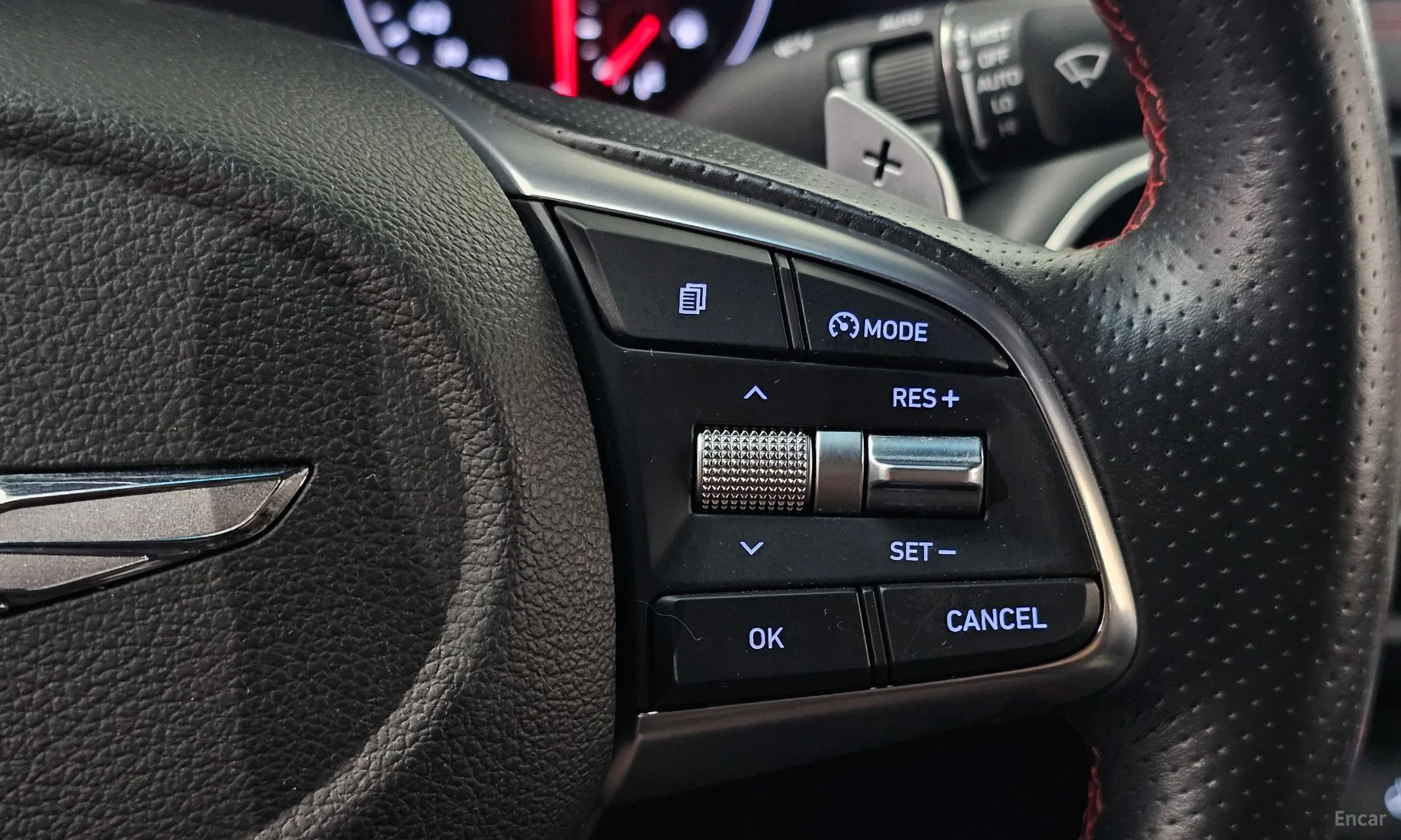 Genesis G70 превью 14