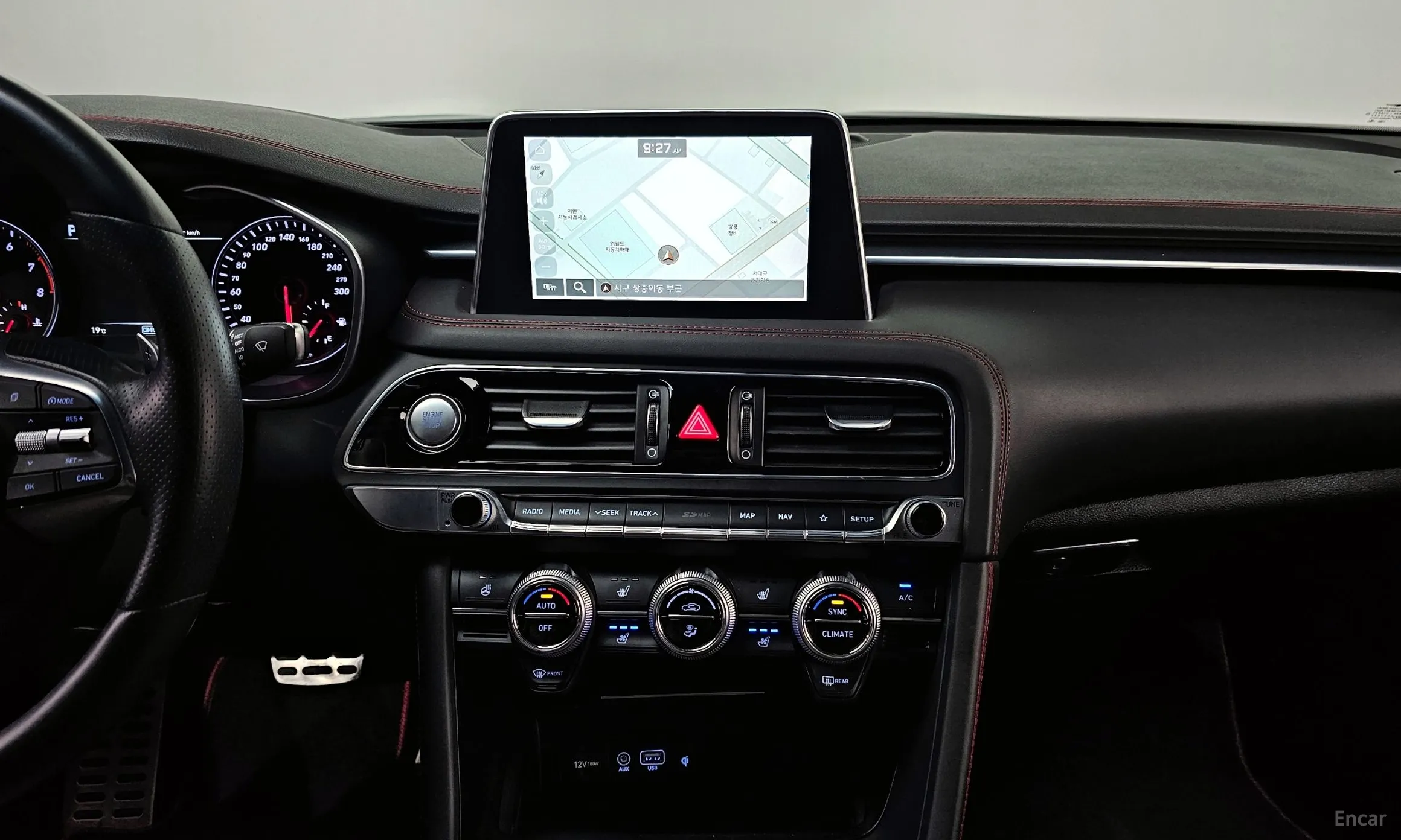 Genesis G70 превью 16