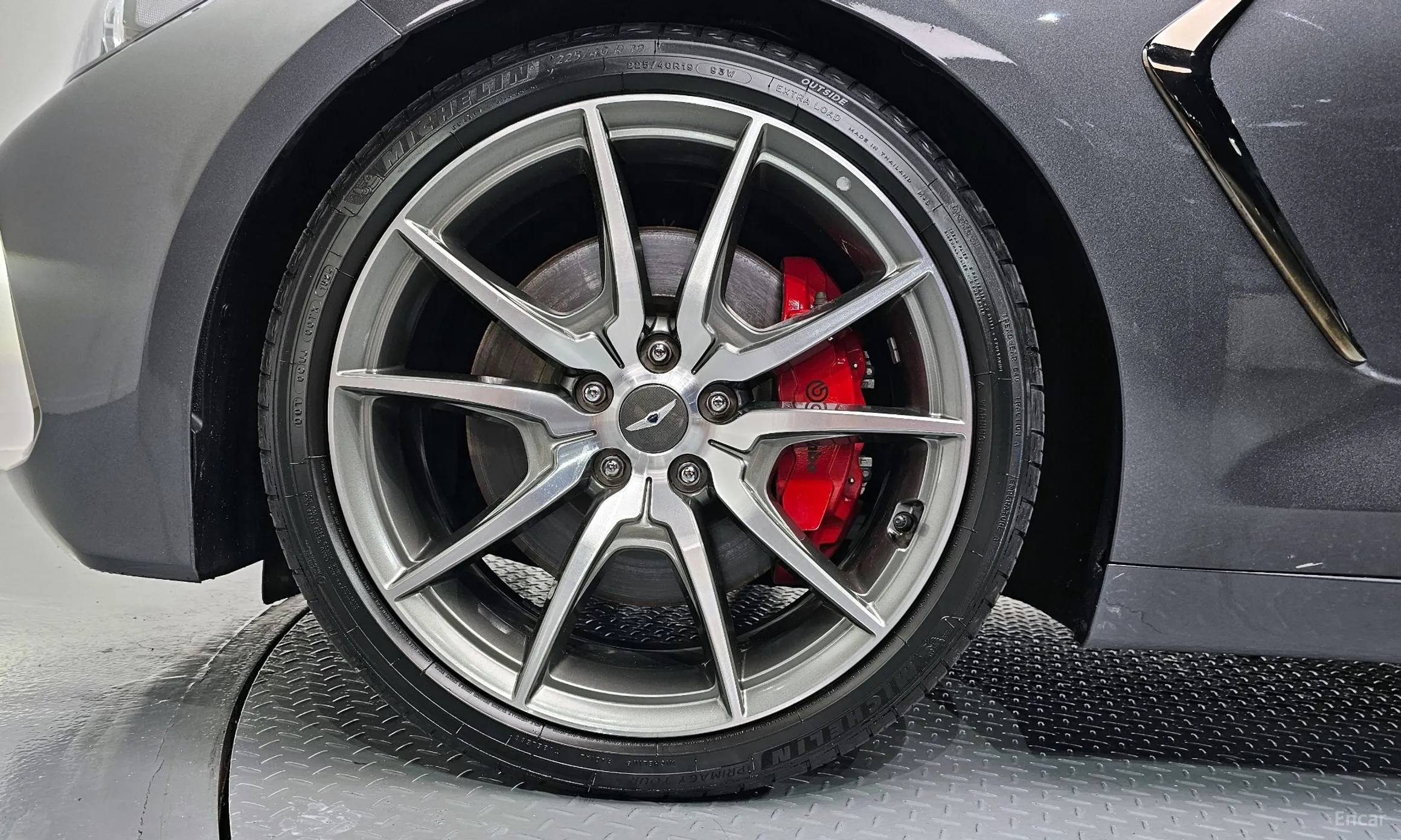 Genesis G70 превью 5
