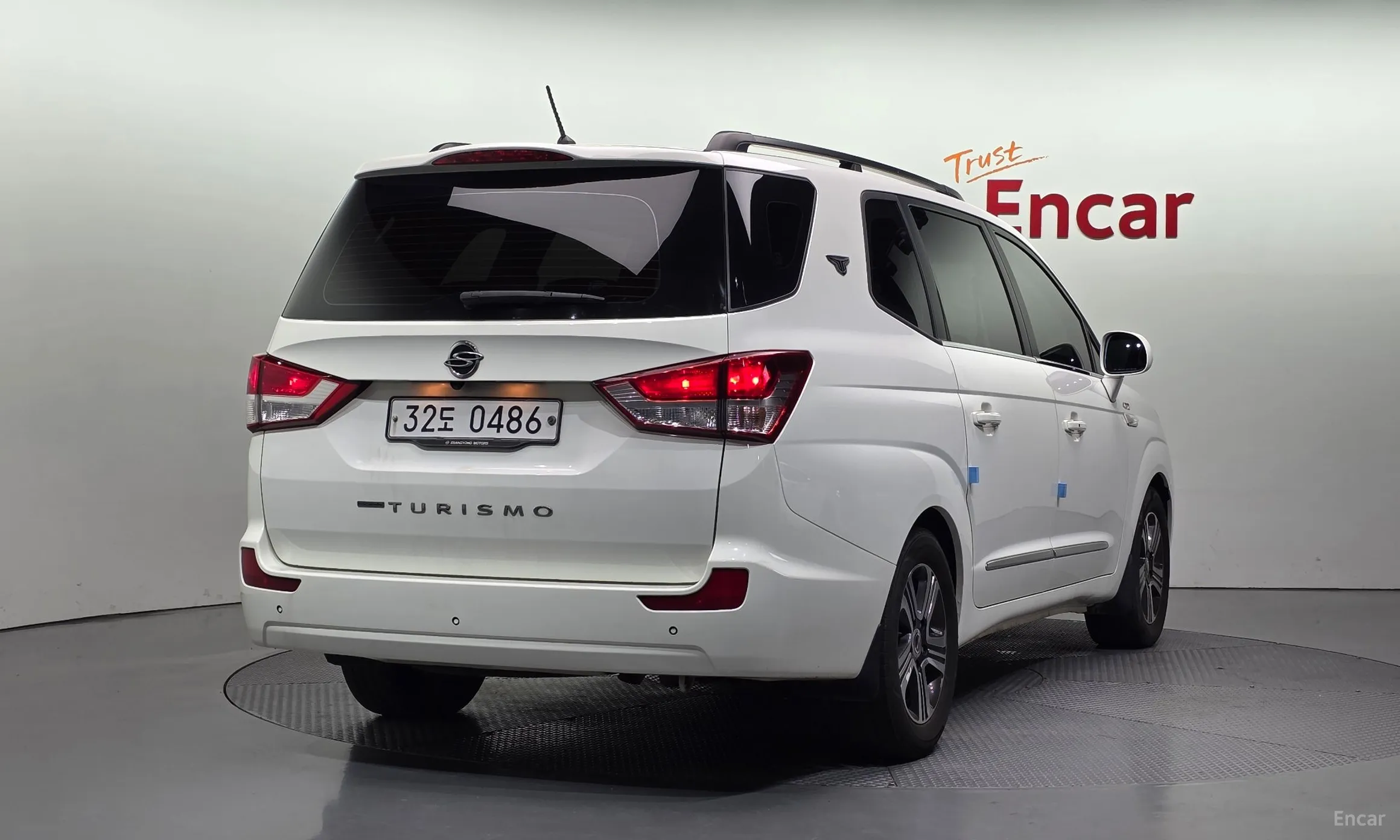 KG Mobility (SsangYong) Korando Turismo превью 2