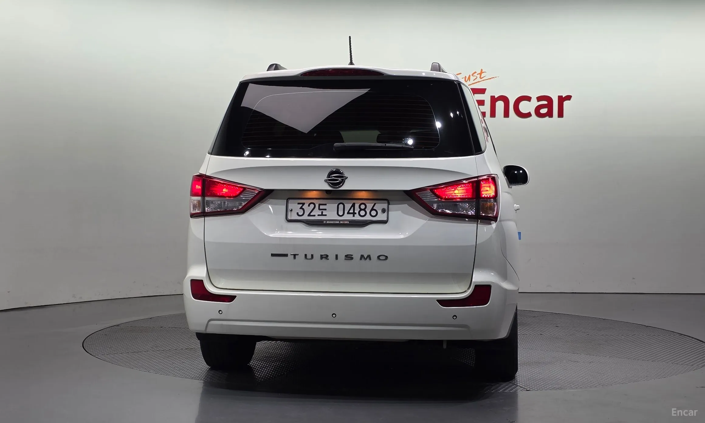 KG Mobility (SsangYong) Korando Turismo превью 4