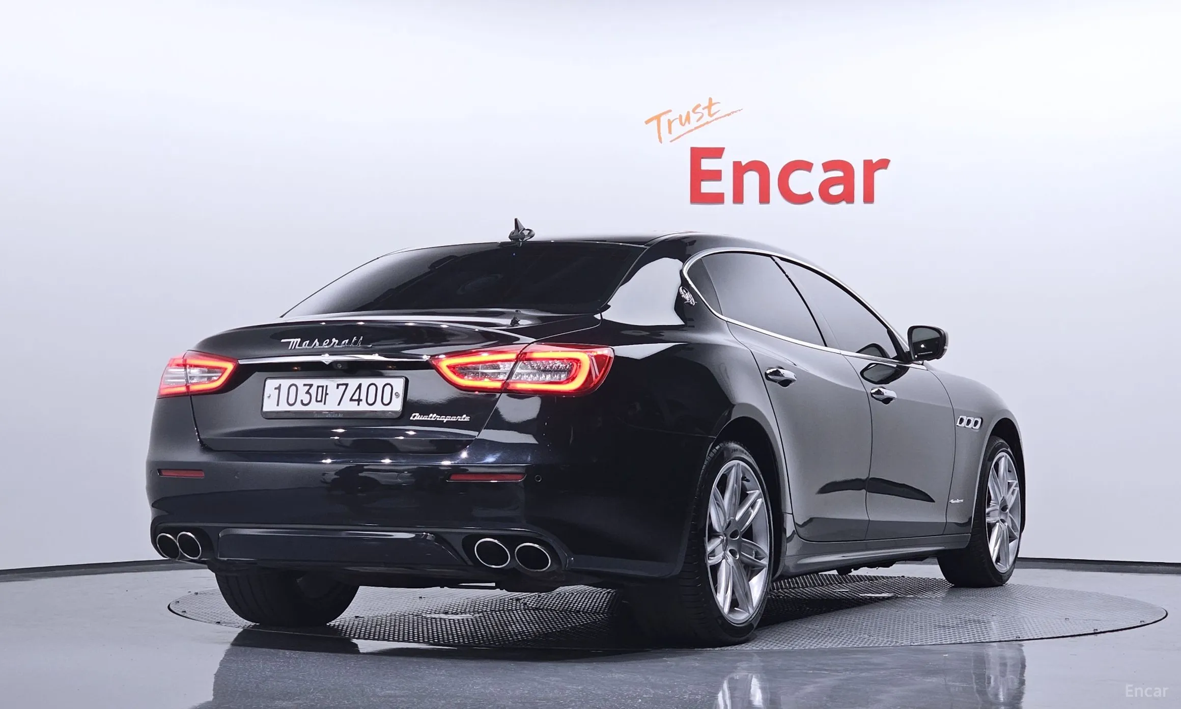 Maserati Quattroporte