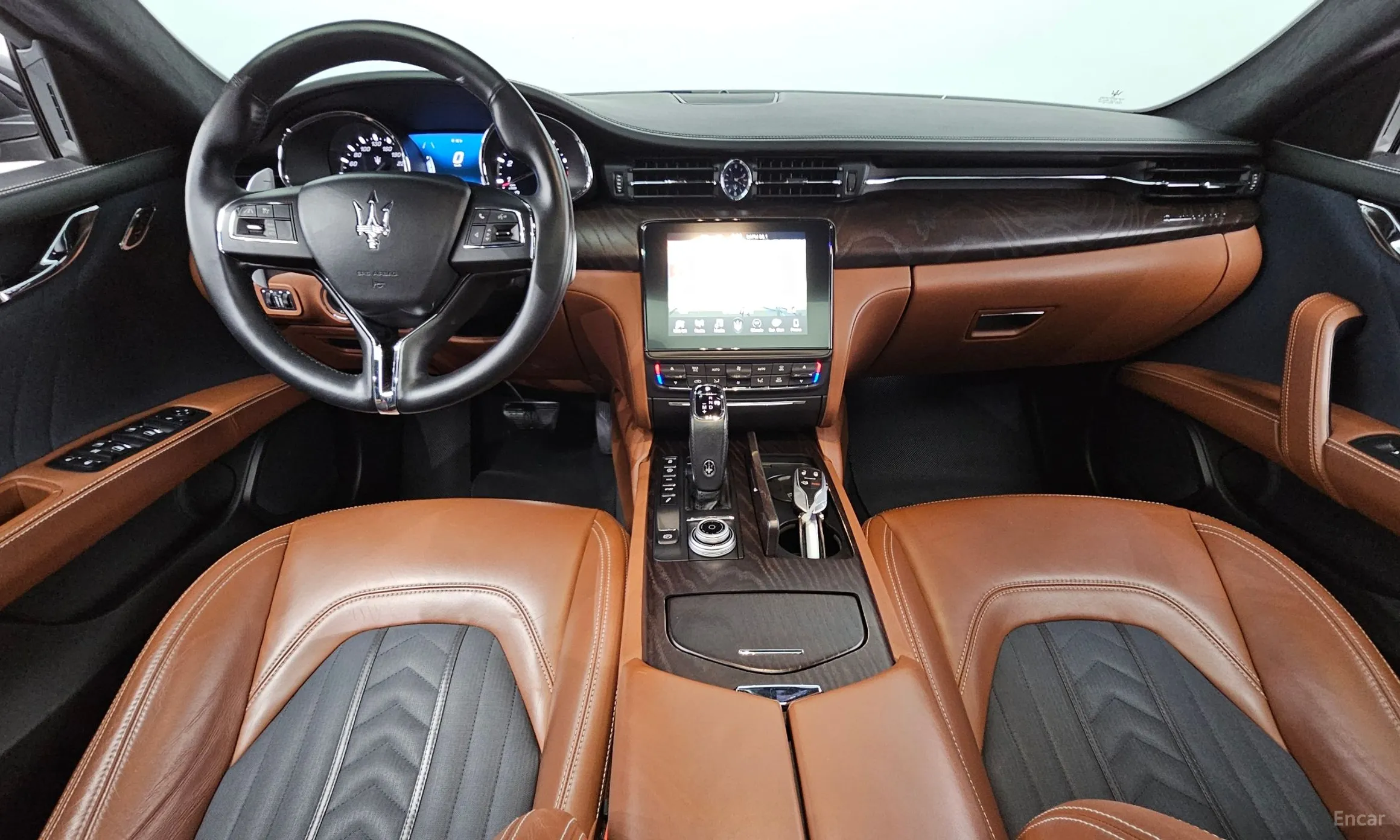 Maserati Quattroporte превью 7