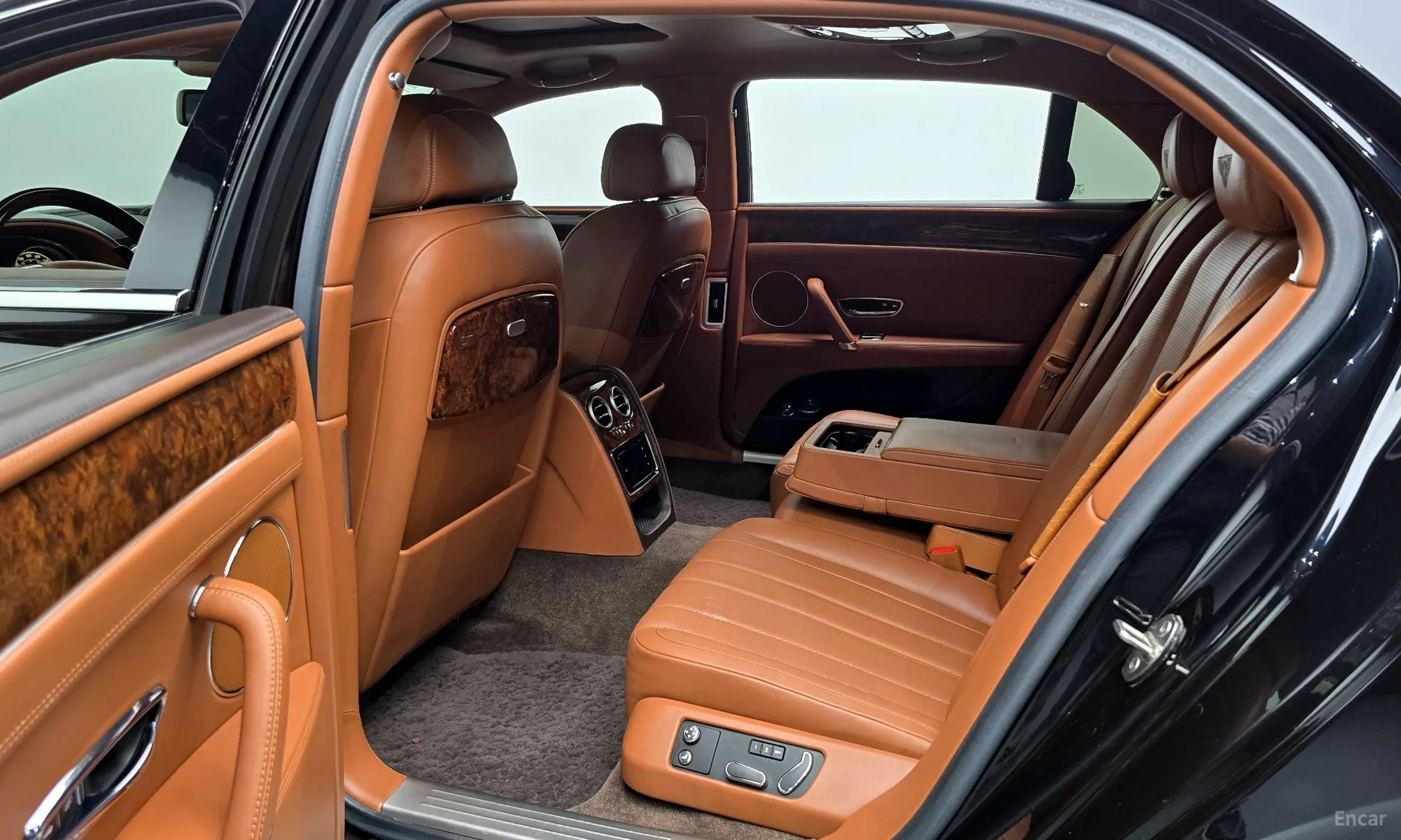Bentley Flying Spur 2nd Generation превью 13