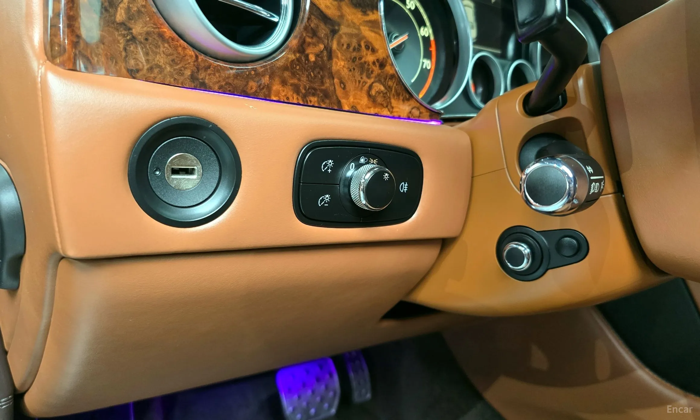 Bentley Flying Spur 2nd Generation превью 18