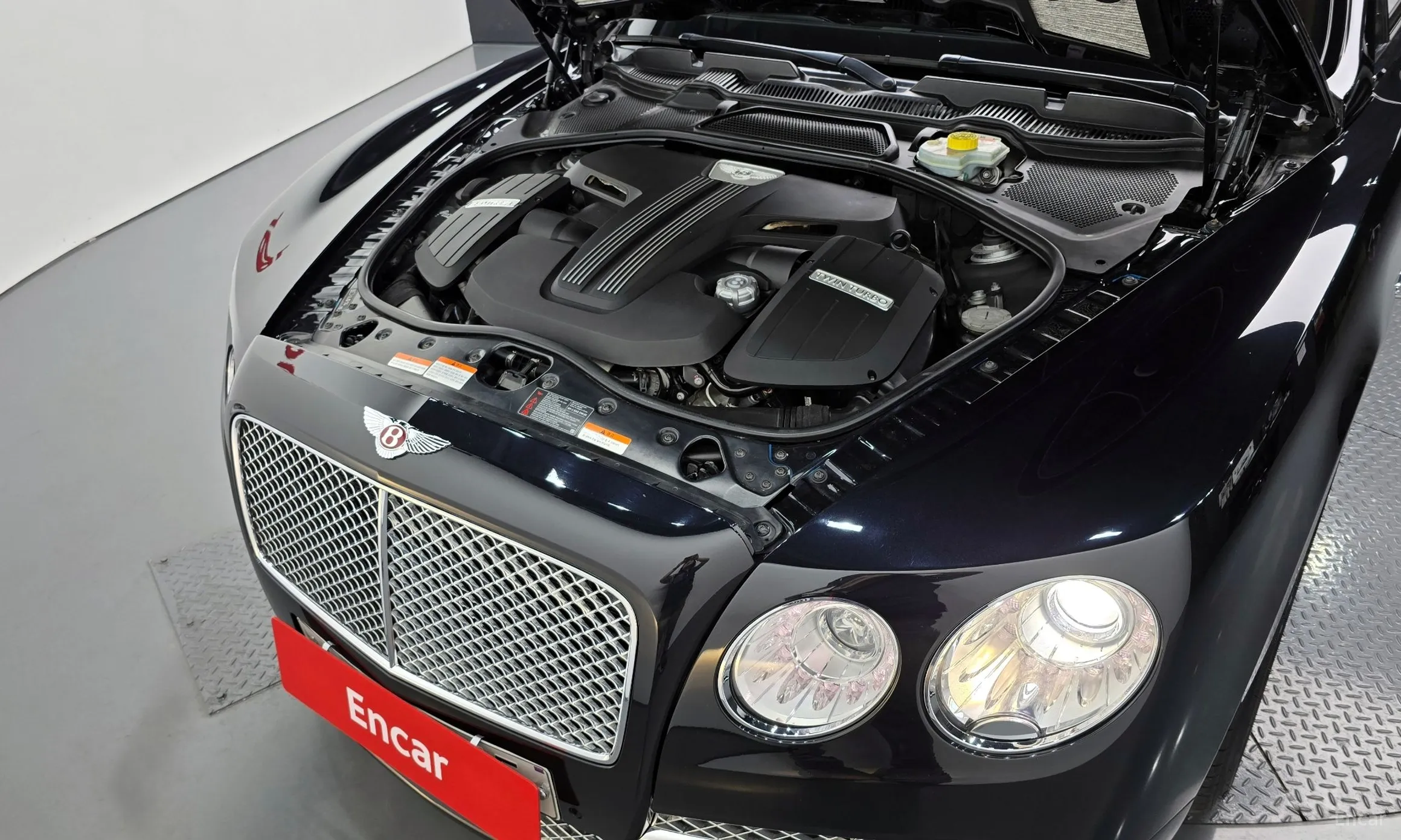 Bentley Flying Spur 2nd Generation превью 6