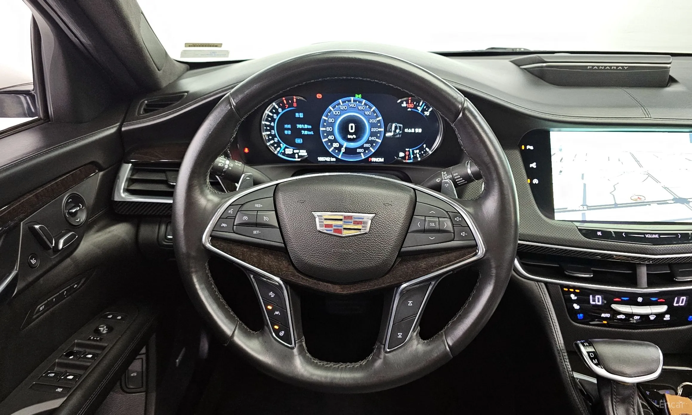 Cadillac CT6 превью 13