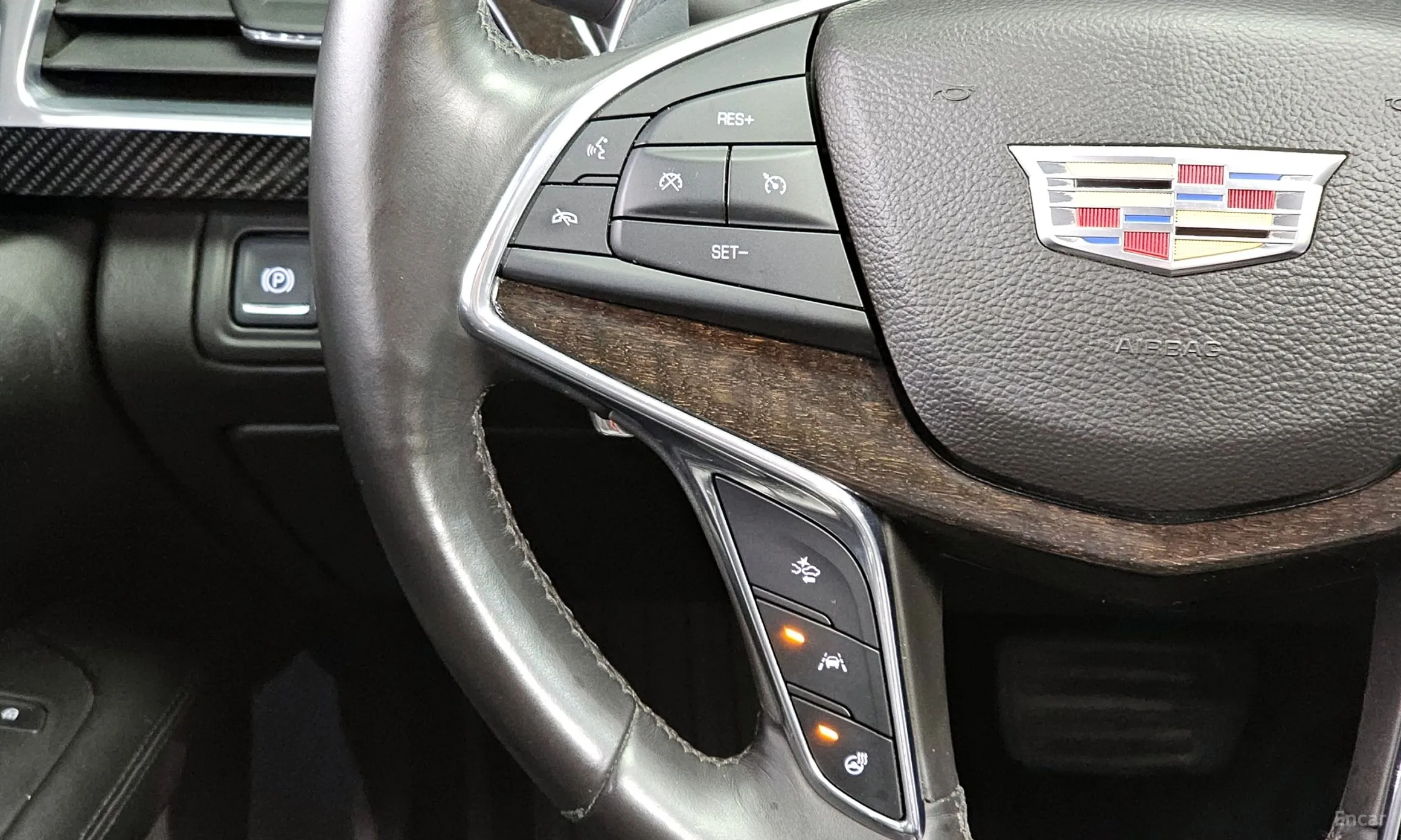 Cadillac CT6 превью 19