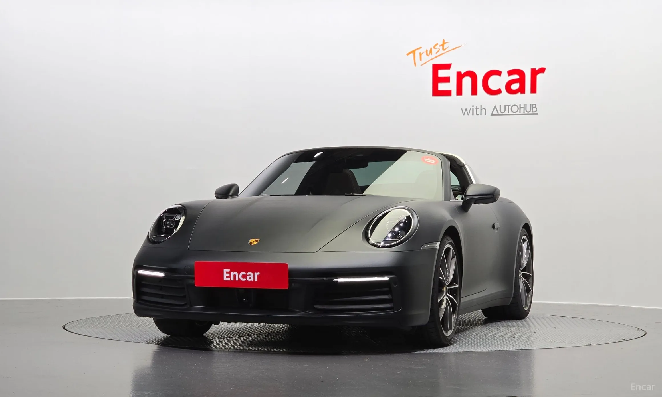 Porsche 911 (992) превью 3