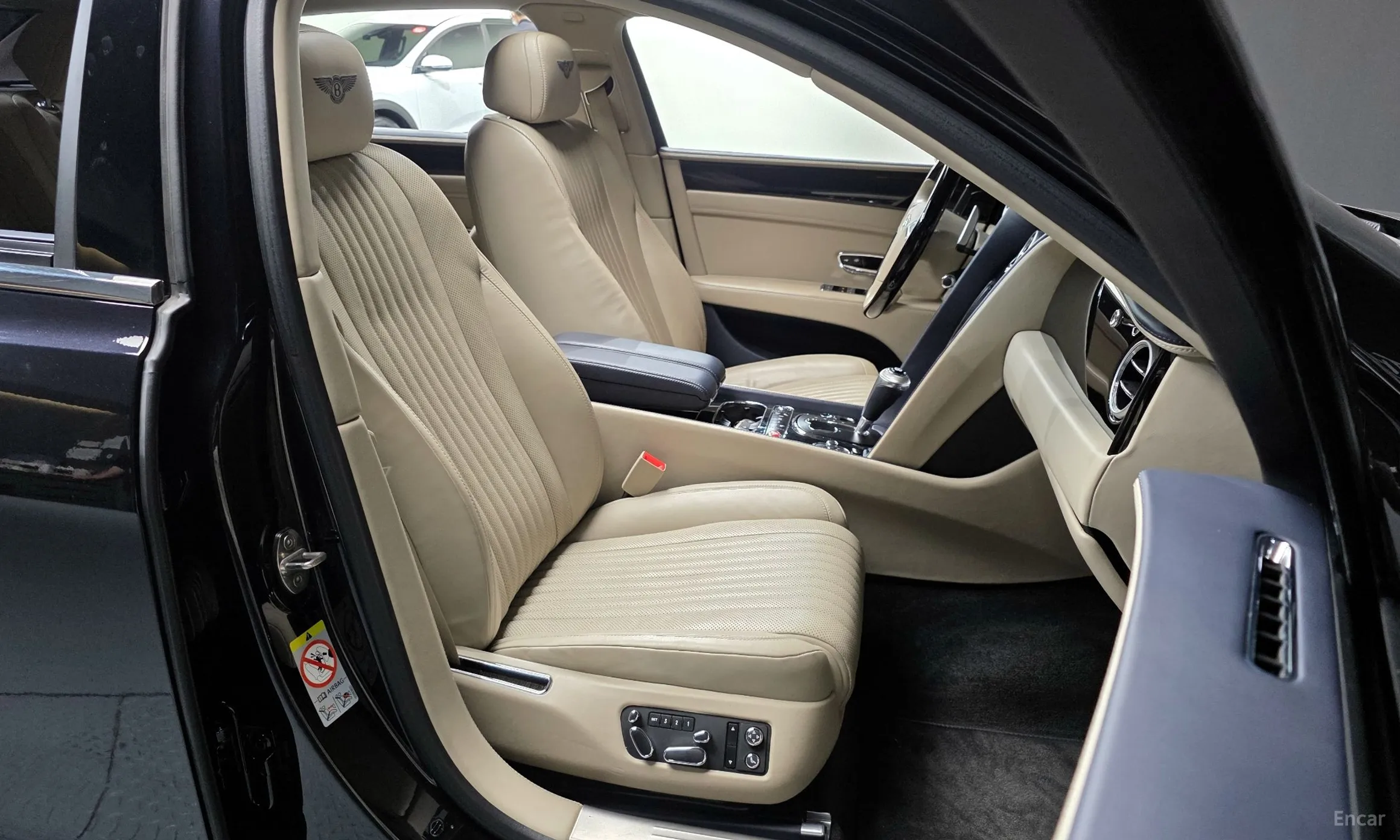 Bentley Flying Spur 2nd Generation превью 12