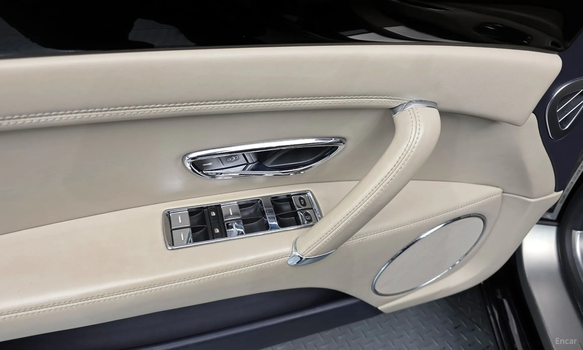 Bentley Flying Spur 2nd Generation превью 14