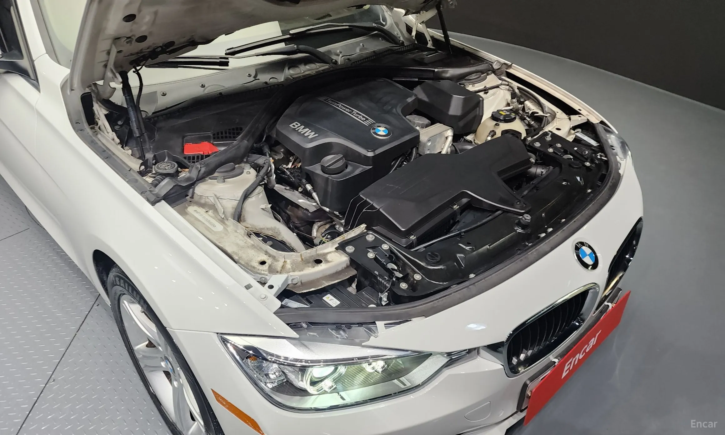BMW 3 Series (F30) превью 6