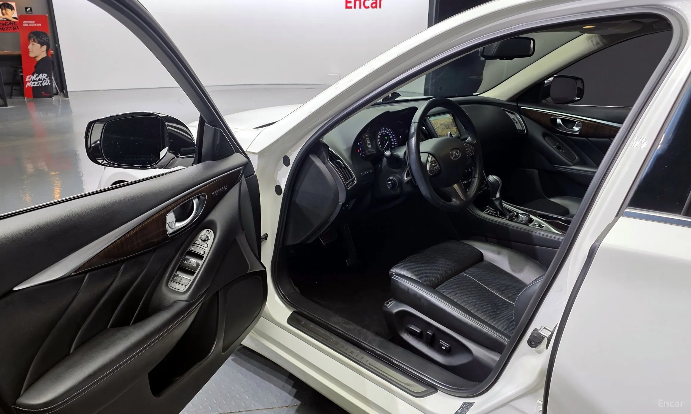 Infiniti Q50 превью 10