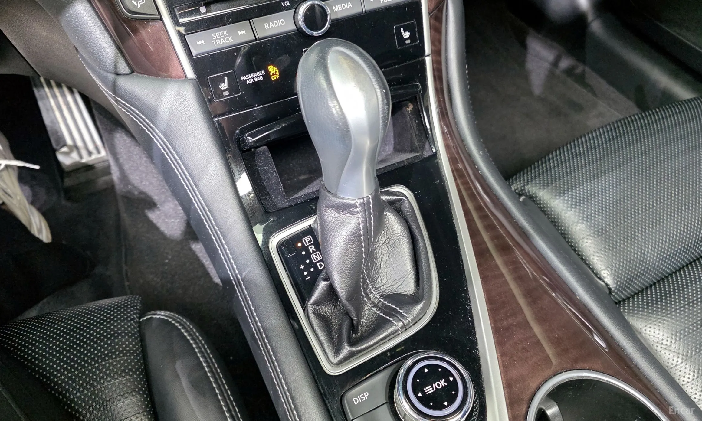 Infiniti Q50 превью 9