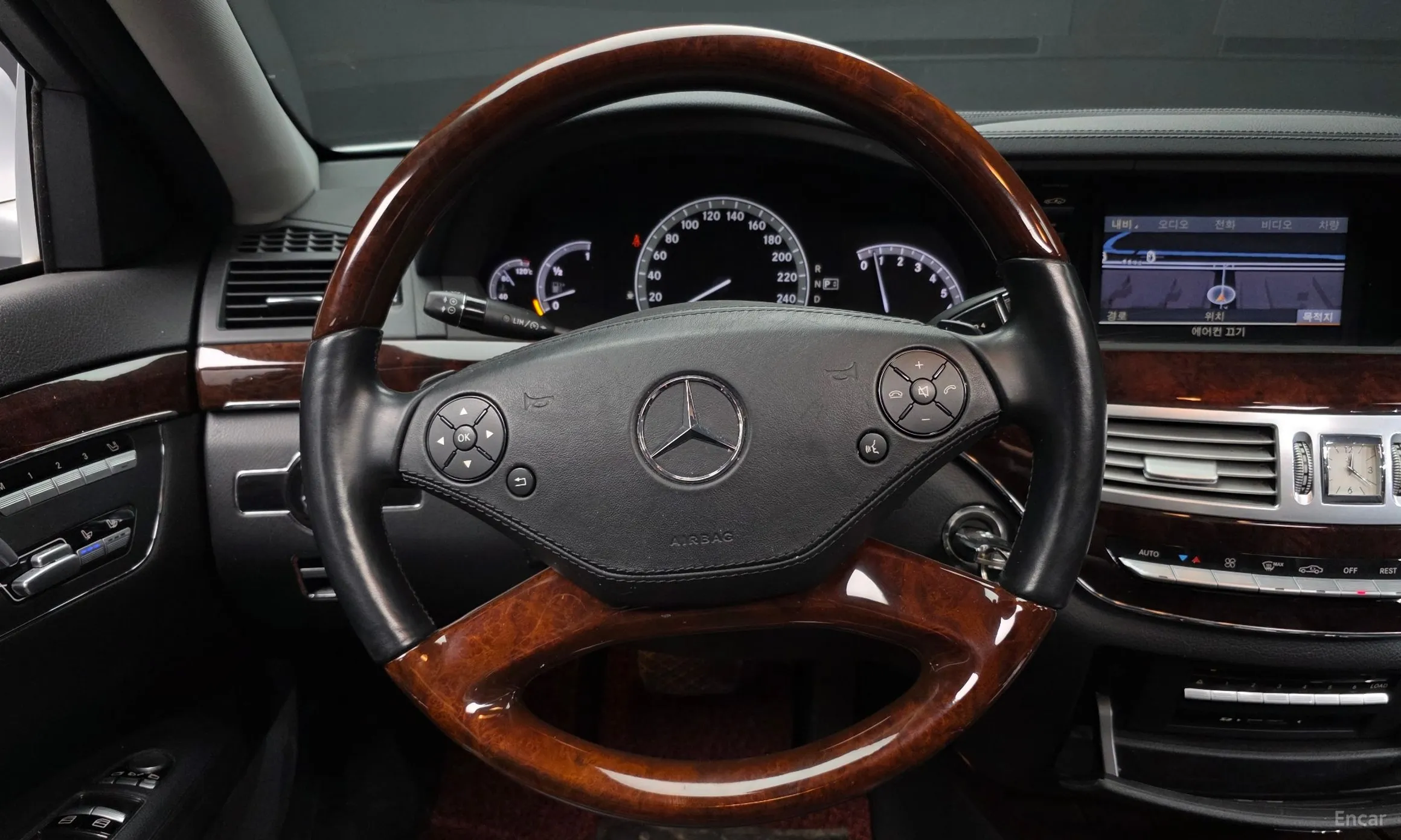 Mercedes Benz S-Class W221 превью 13