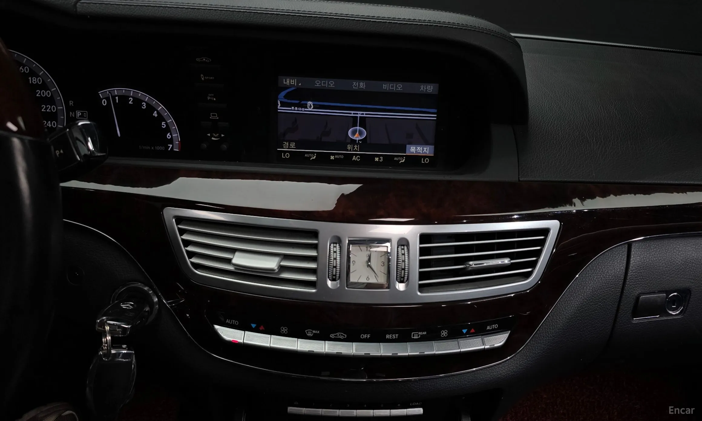 Mercedes Benz S-Class W221 превью 14