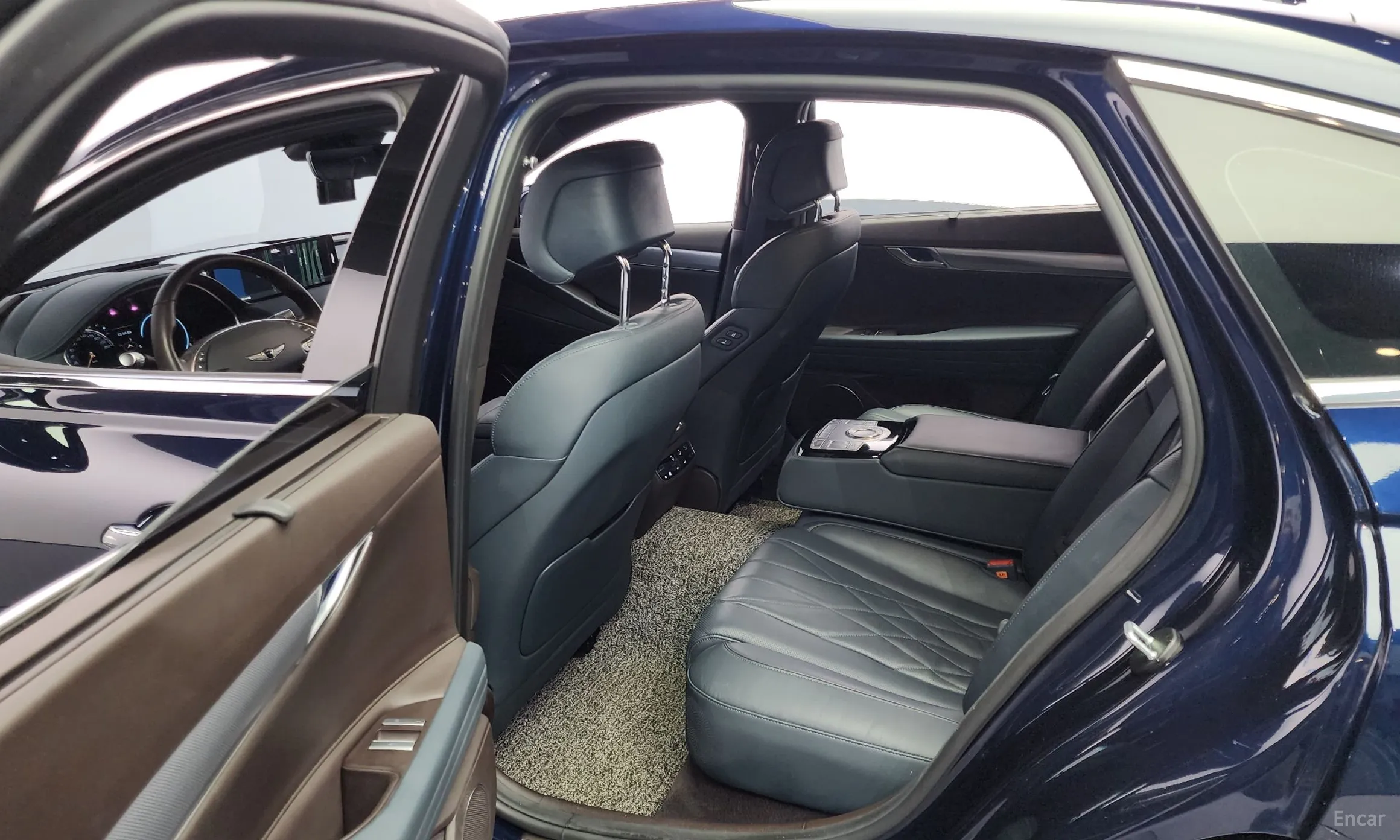 Genesis G80 (RG3) превью 12