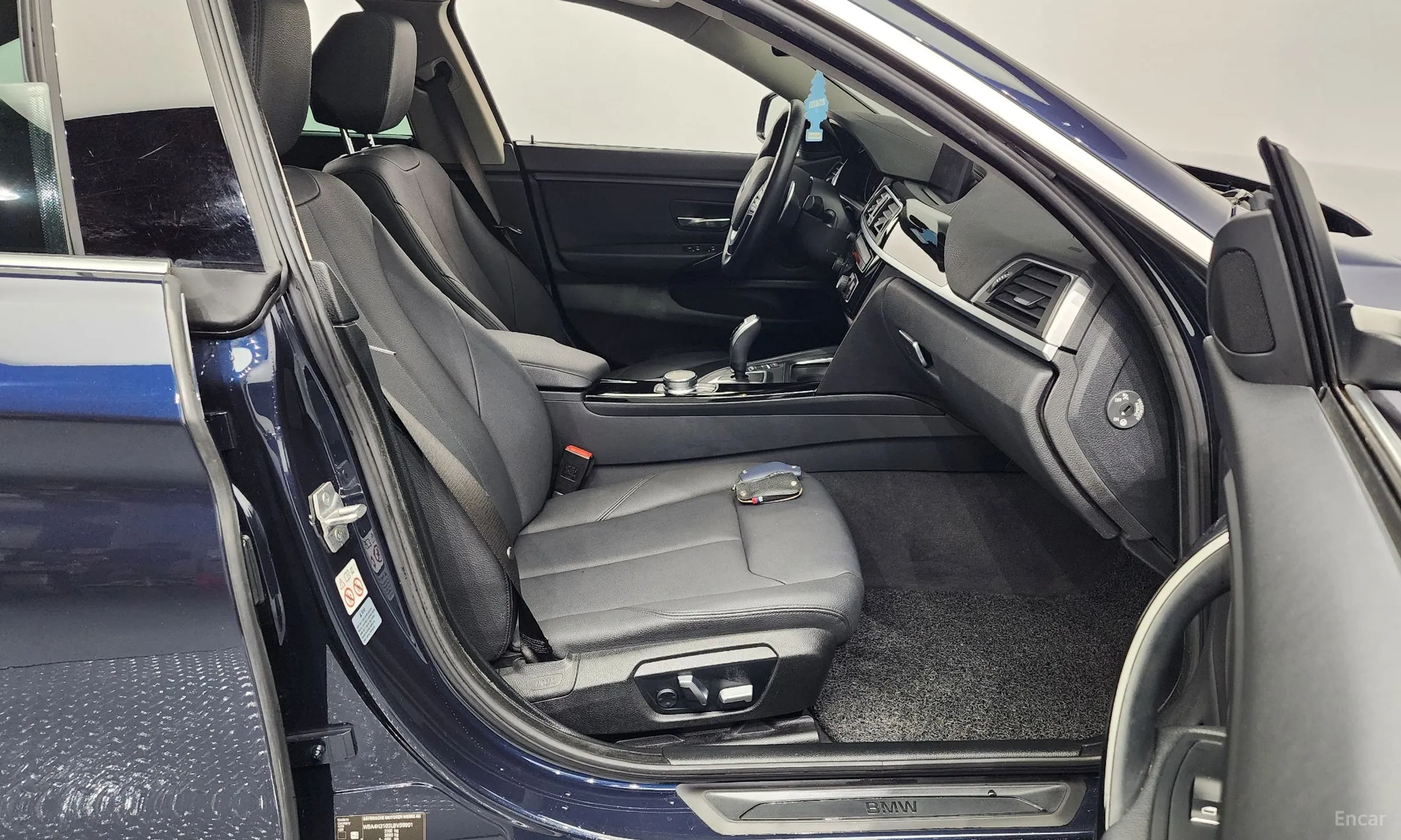 BMW Series 4 (F32) превью 11