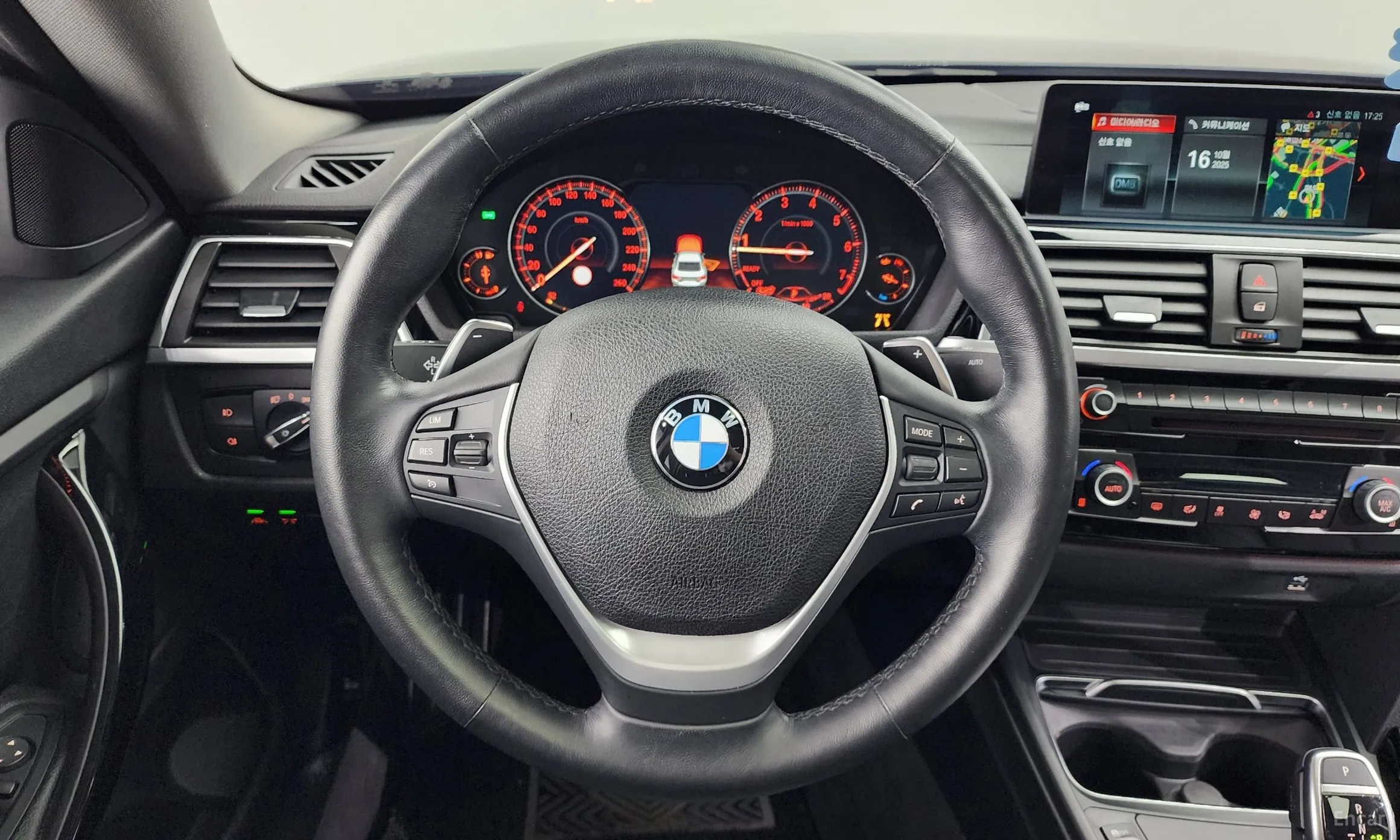 BMW Series 4 (F32) превью 13