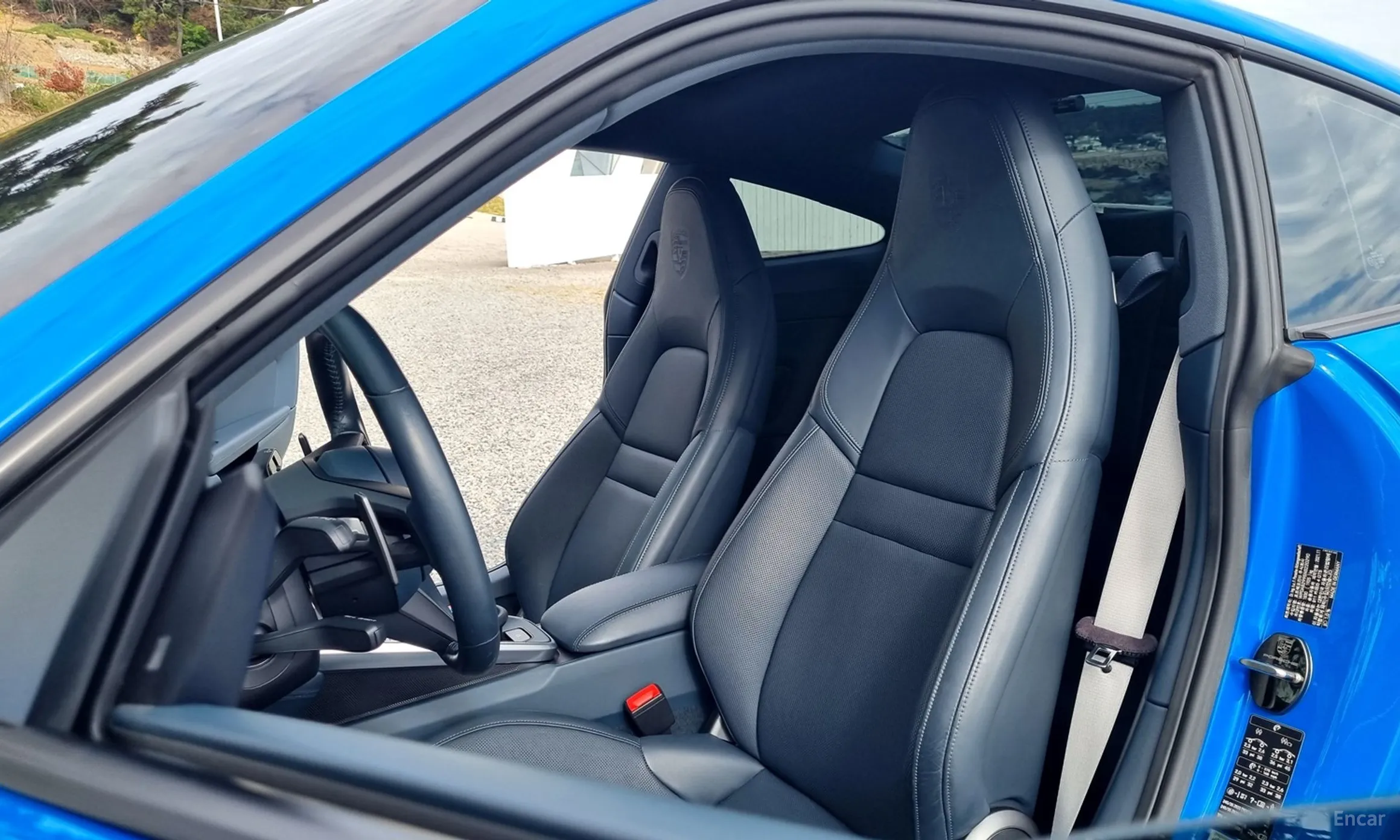 Porsche 911 (992) превью 12