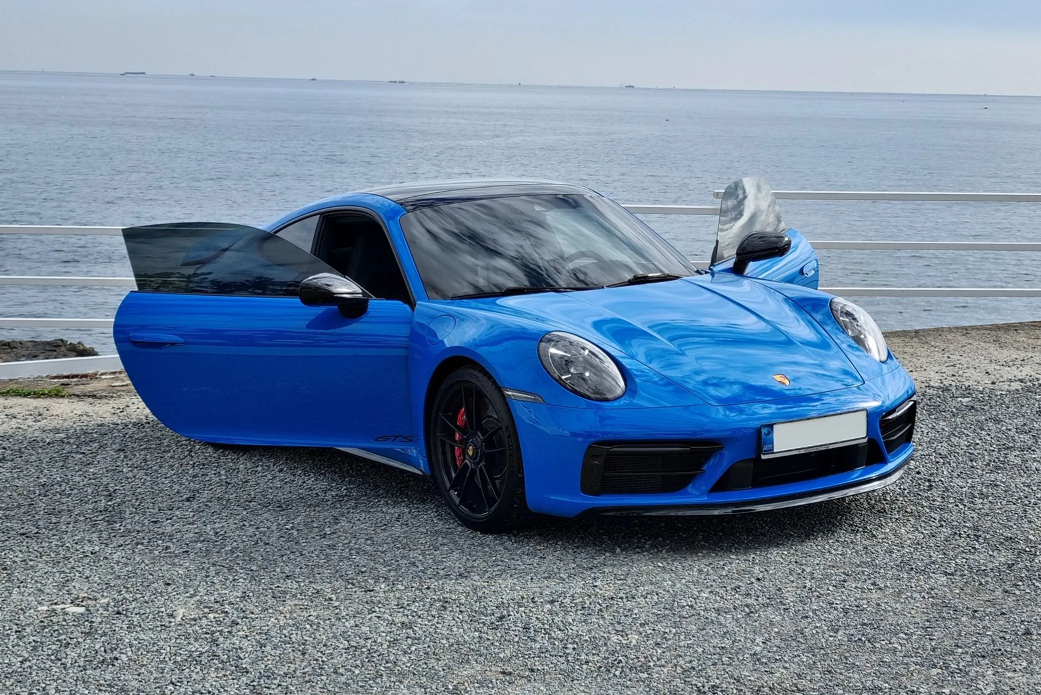 Porsche 911 (992) превью 4