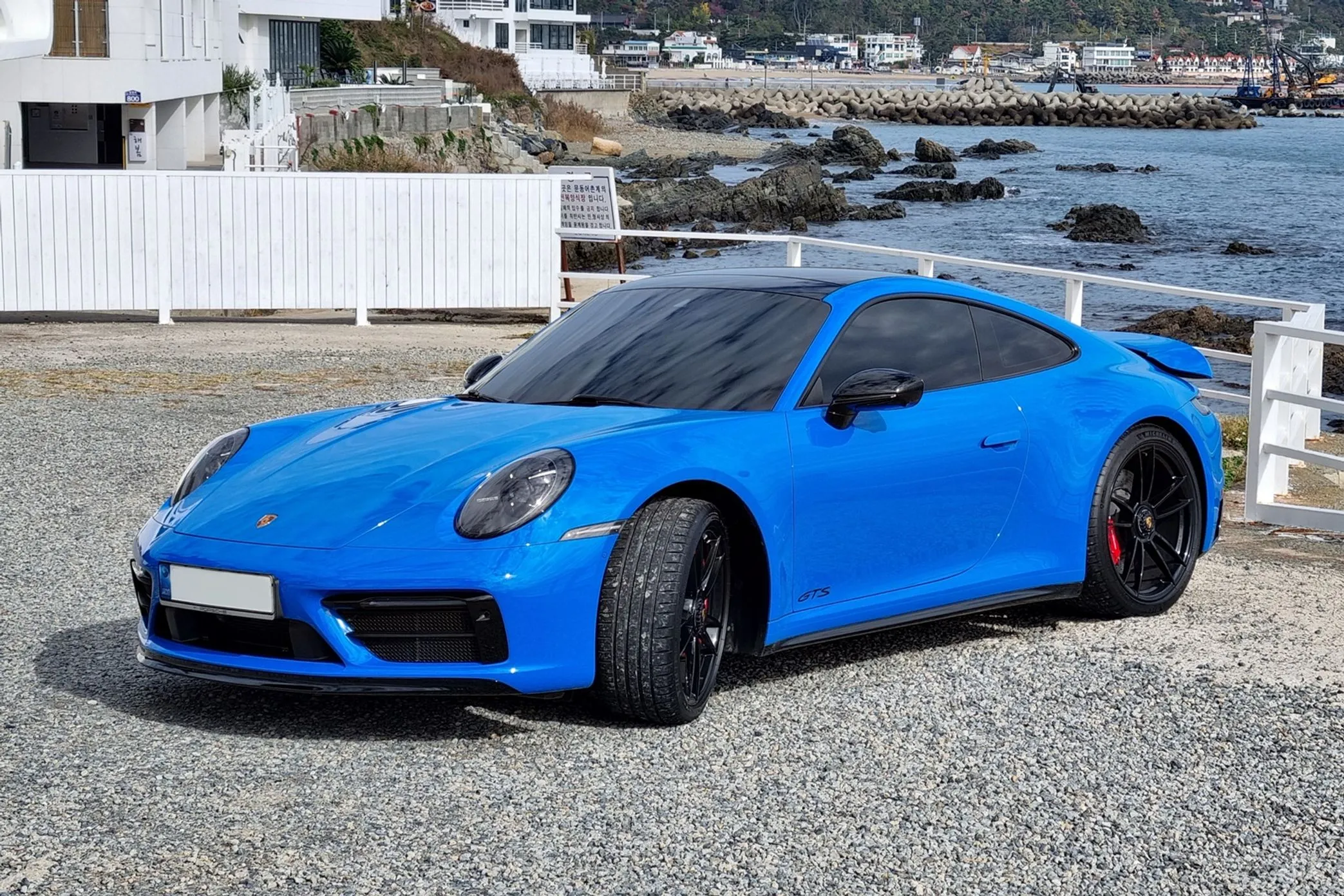 Porsche 911 (992) превью 5