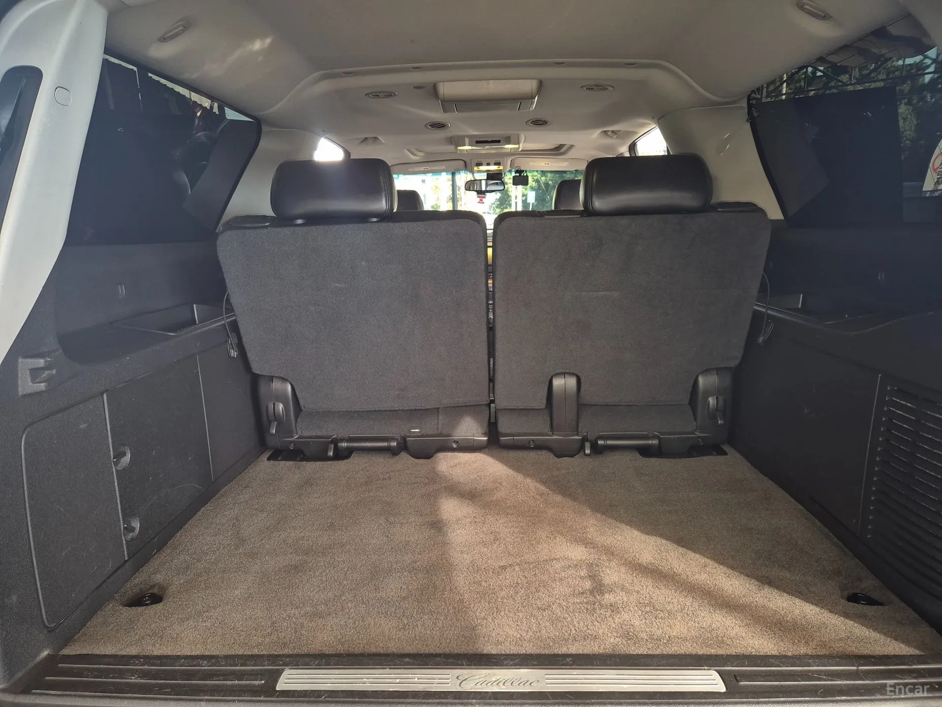 Cadillac Escalade превью 15