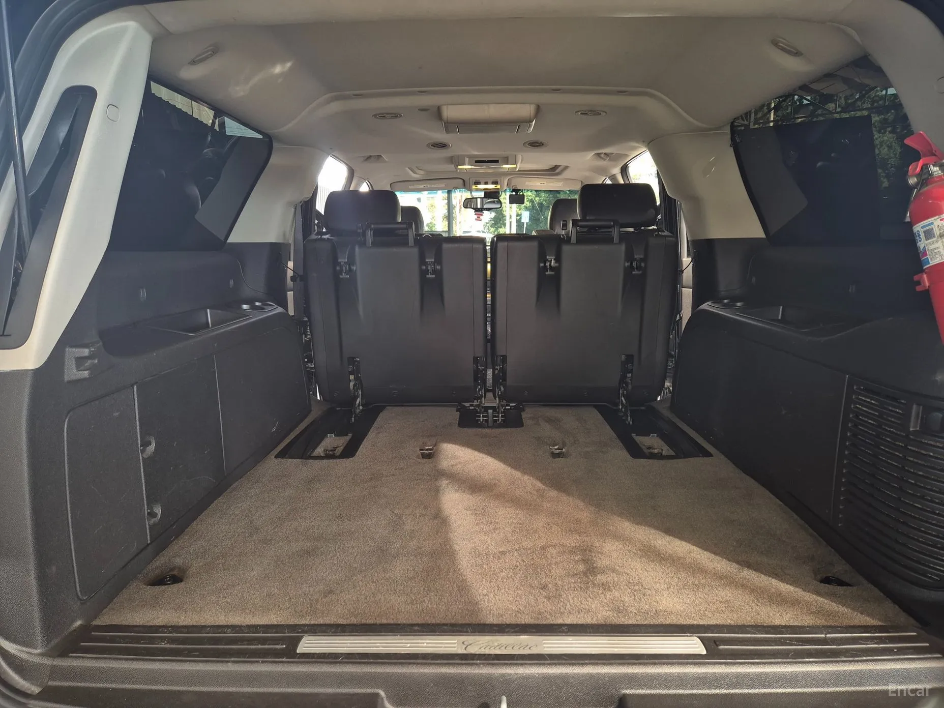 Cadillac Escalade превью 16