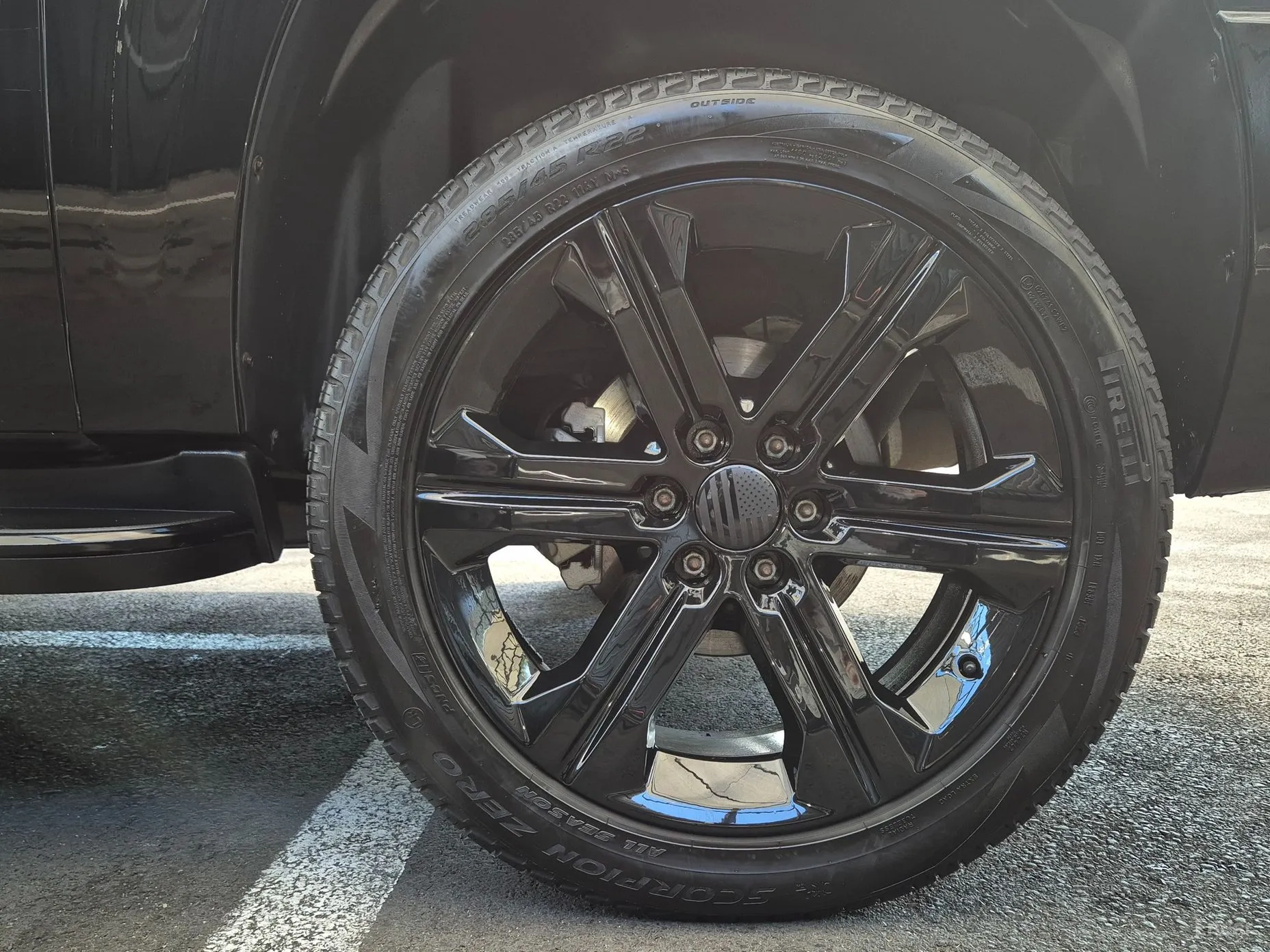 Cadillac Escalade превью 17