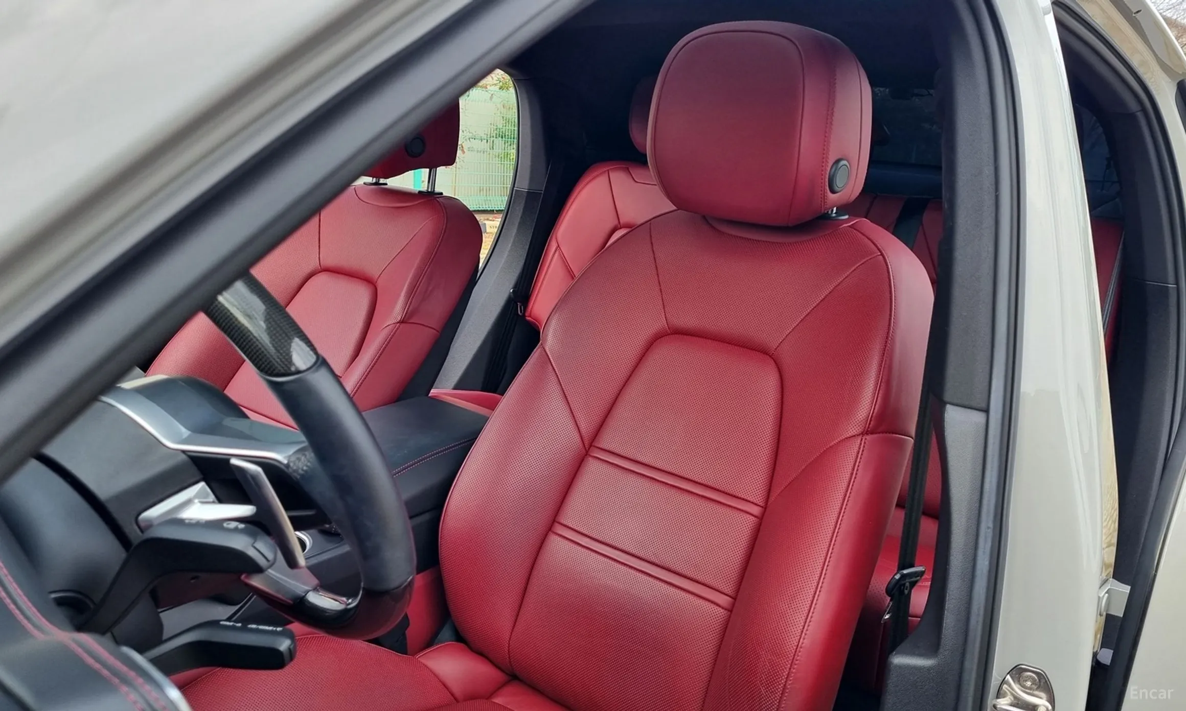 Porsche Cayenne (PO536) превью 12