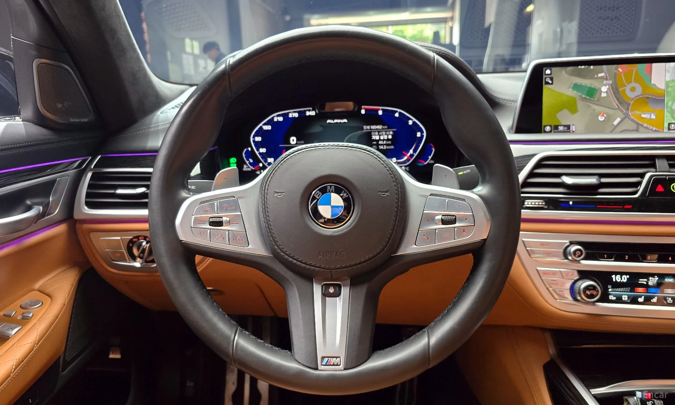 BMW 7 Series (G11) превью 13
