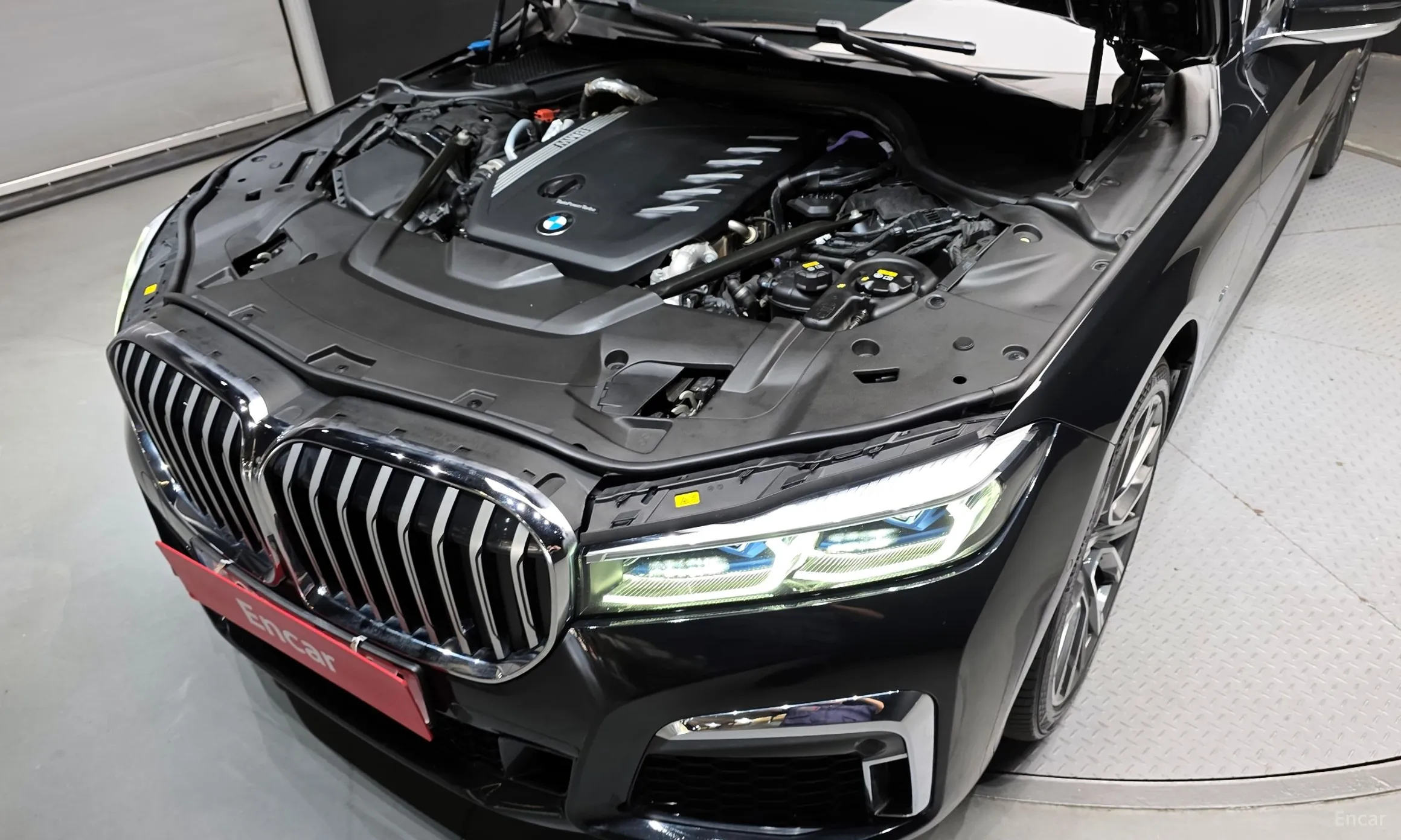 BMW 7 Series (G11) превью 6