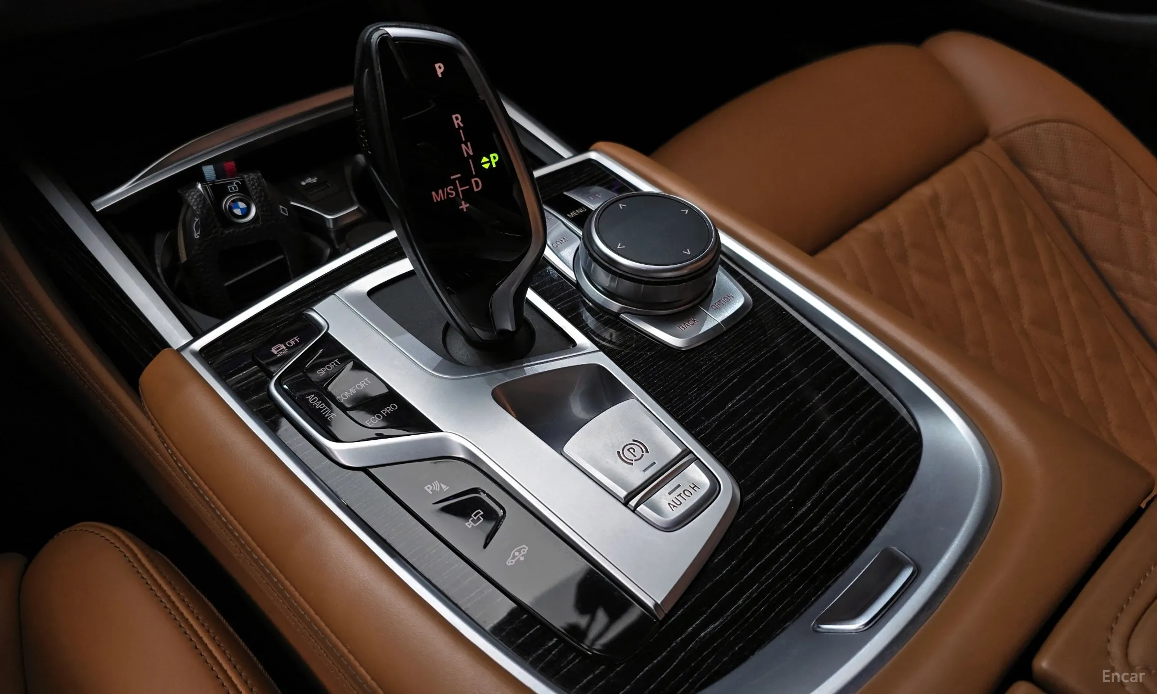 BMW 7 Series (G11) превью 9