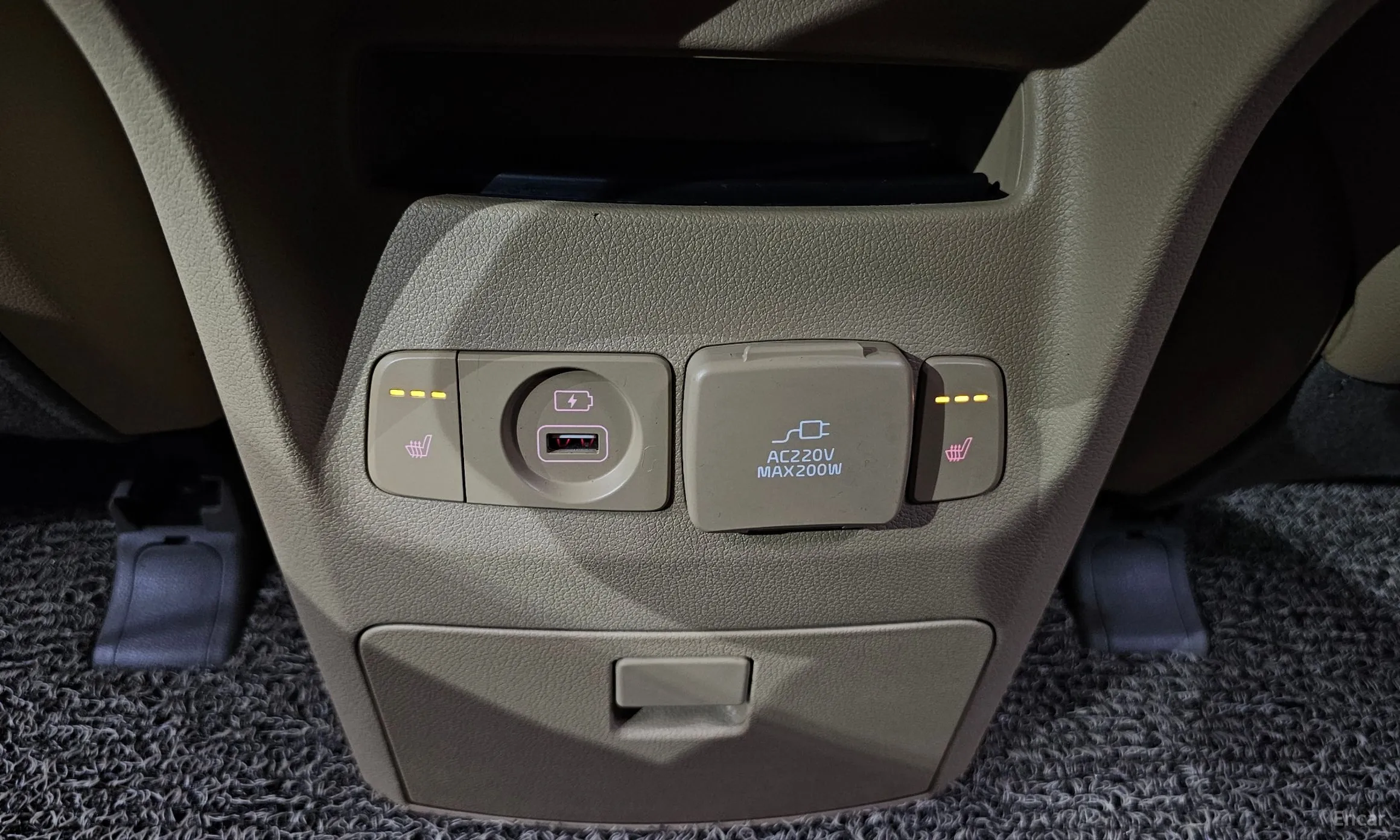 Kia Carnival превью 17