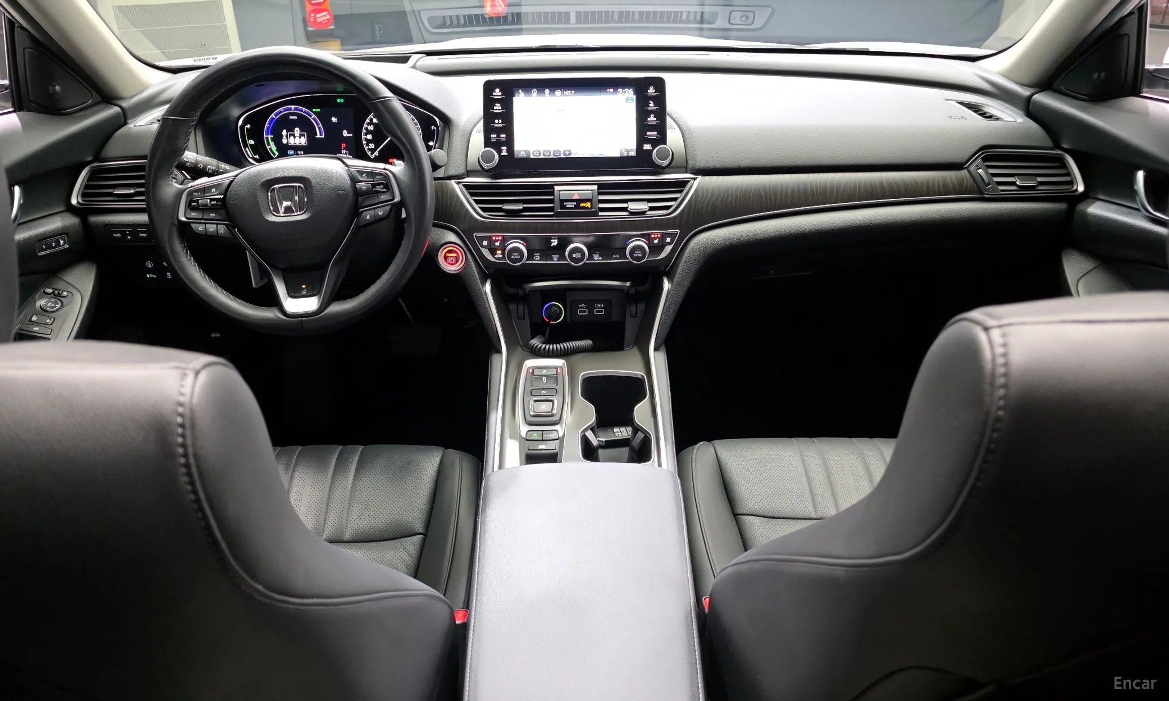 Honda Accord 10th Generation превью 7