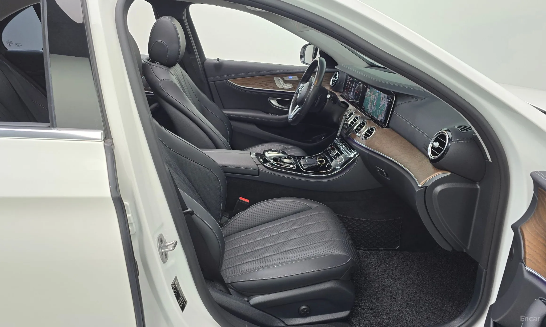 Mercedes Benz E-Class W213 превью 11