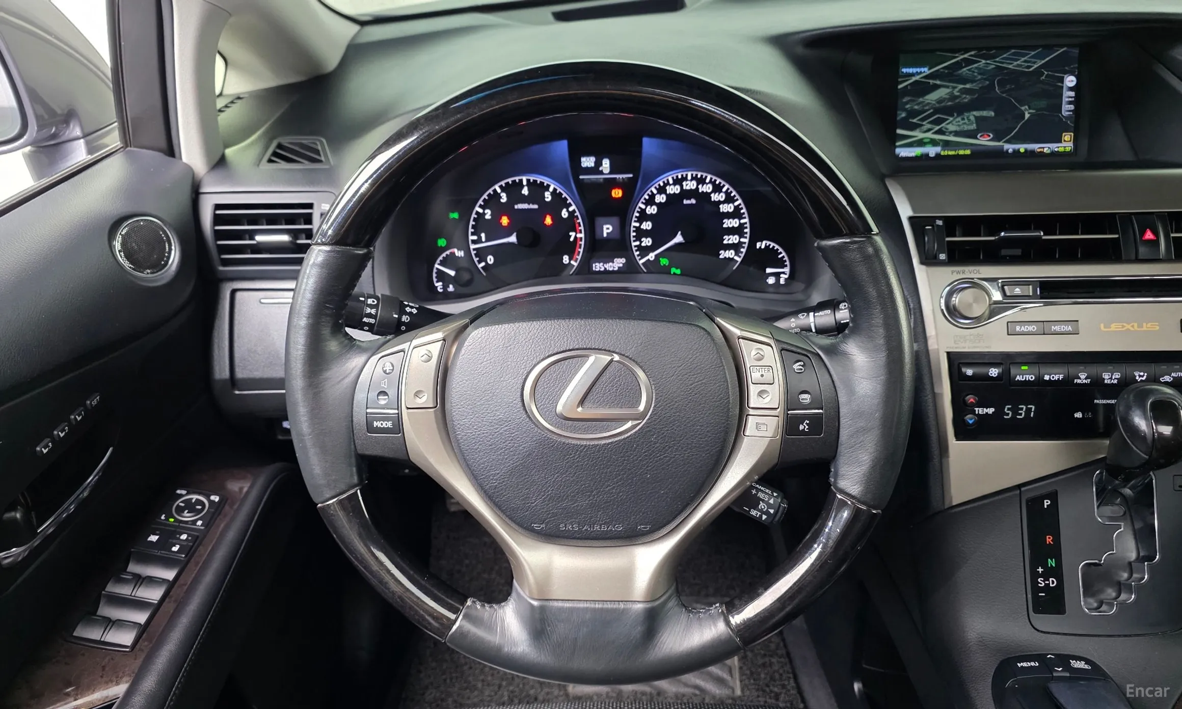 Lexus RX350 превью 15