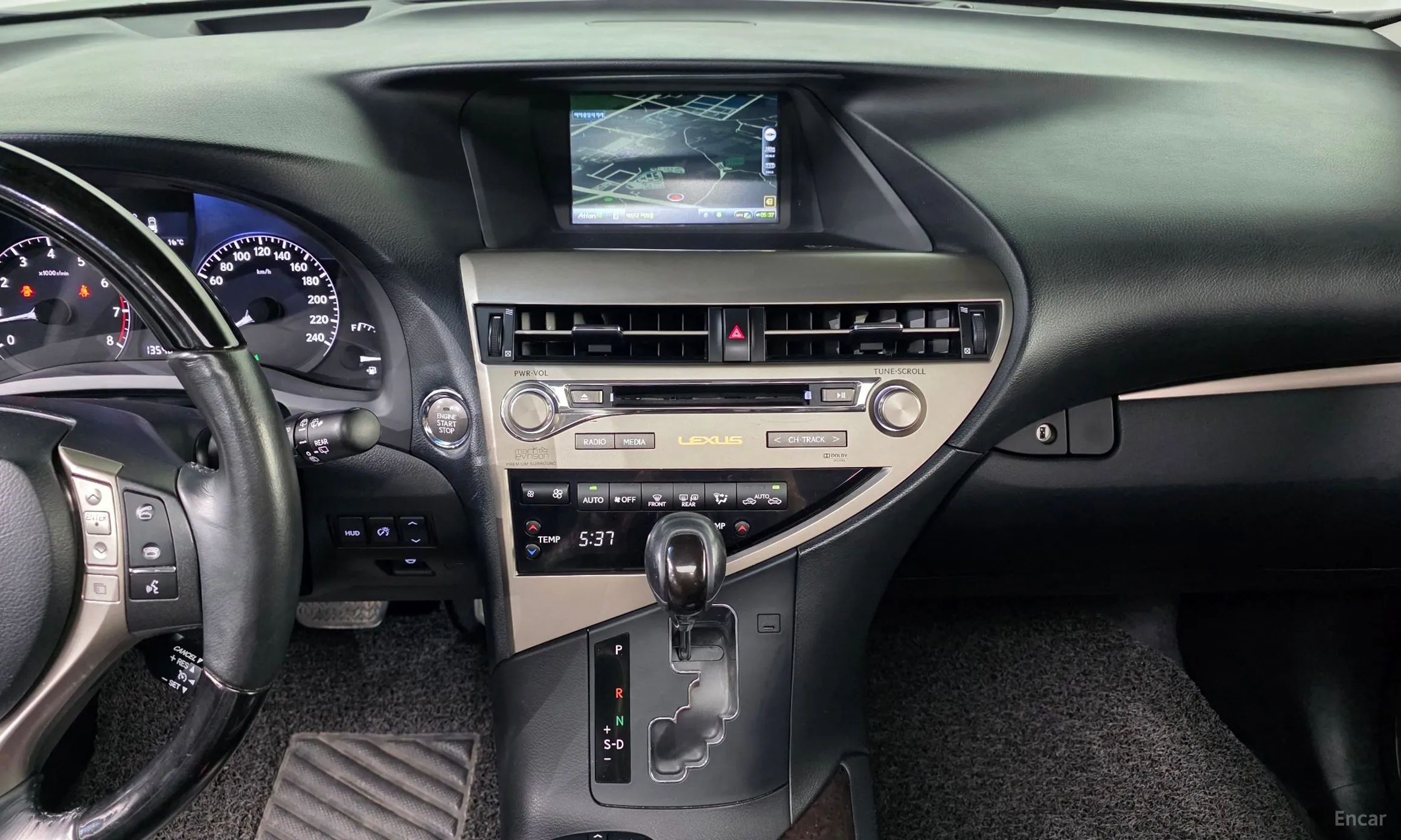 Lexus RX350 превью 16