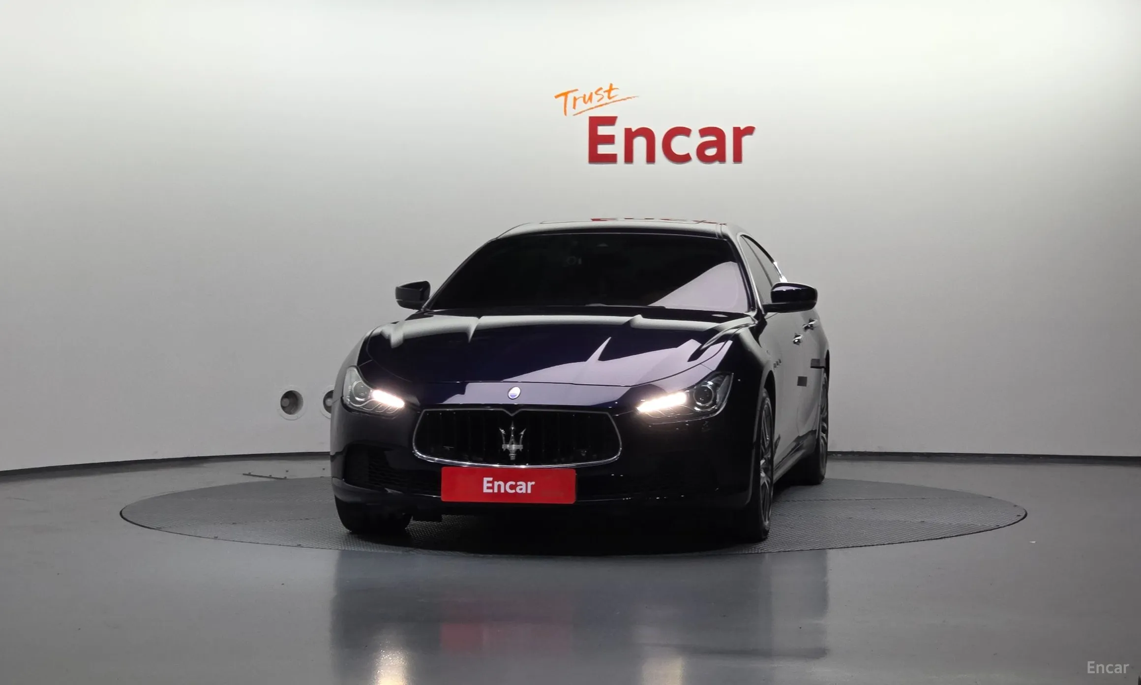 Maserati Ghibli превью 3