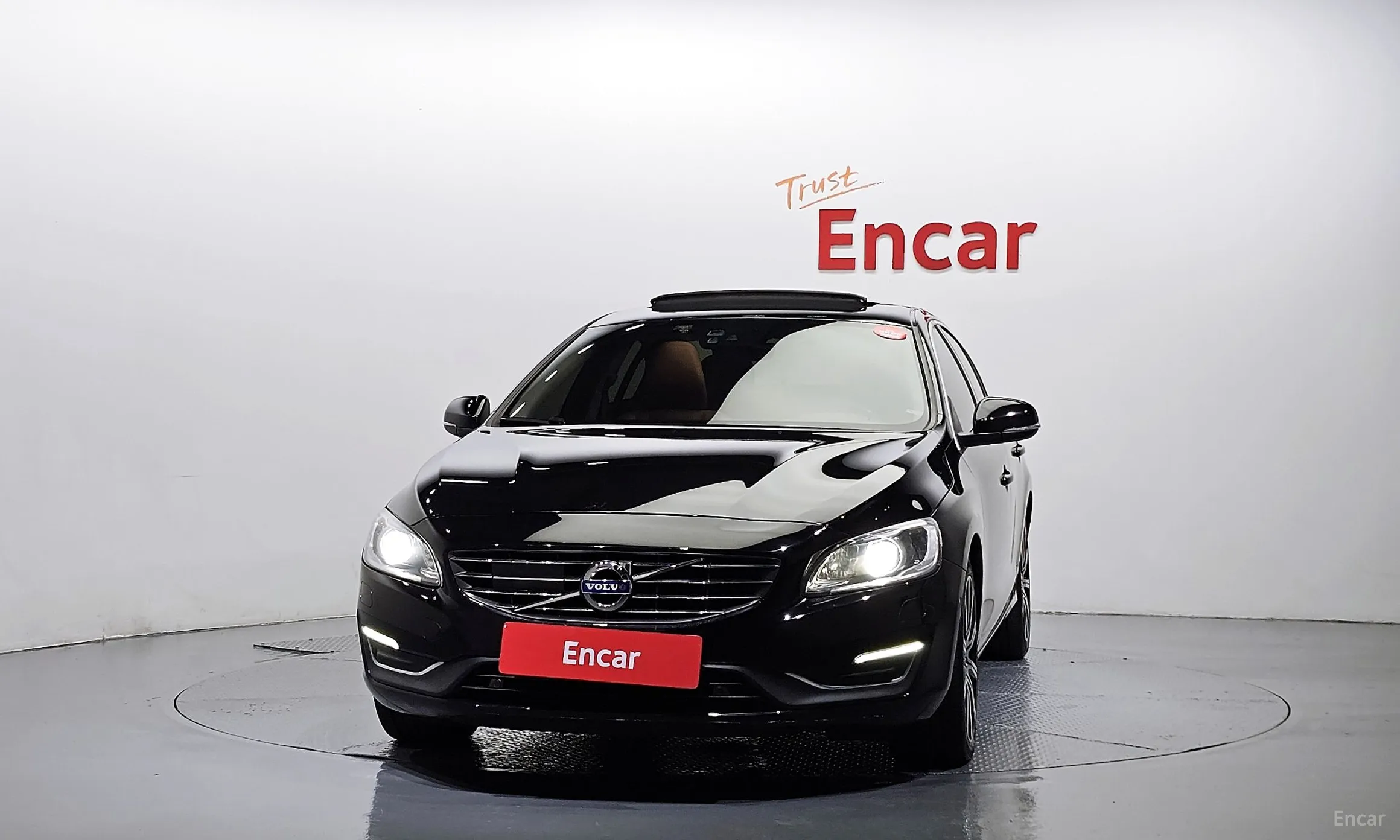 Volvo S60 превью 3